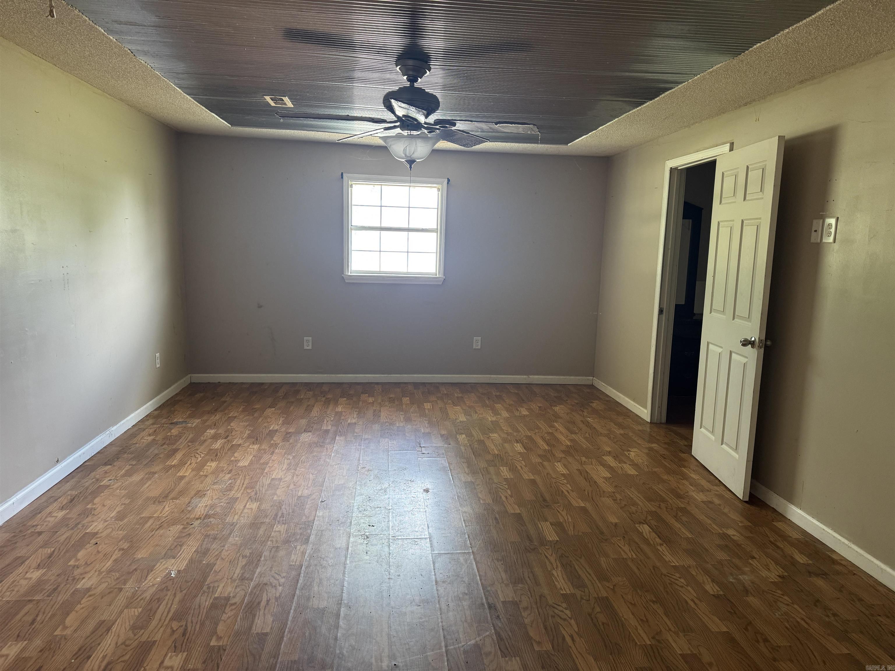 44 Cr 146 Property Photo 21