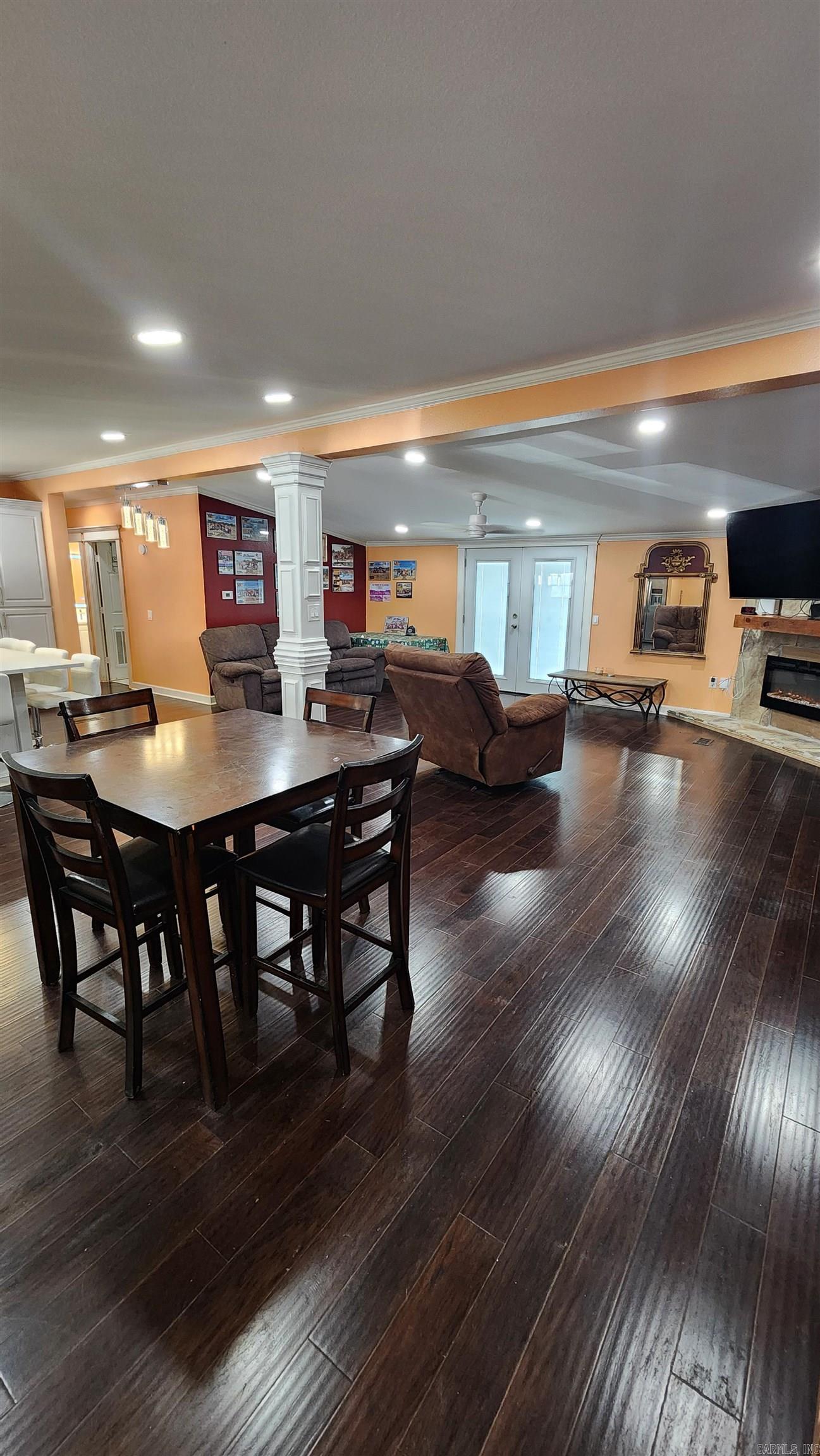 15900 Hidden Valley Trl Property Photo 8