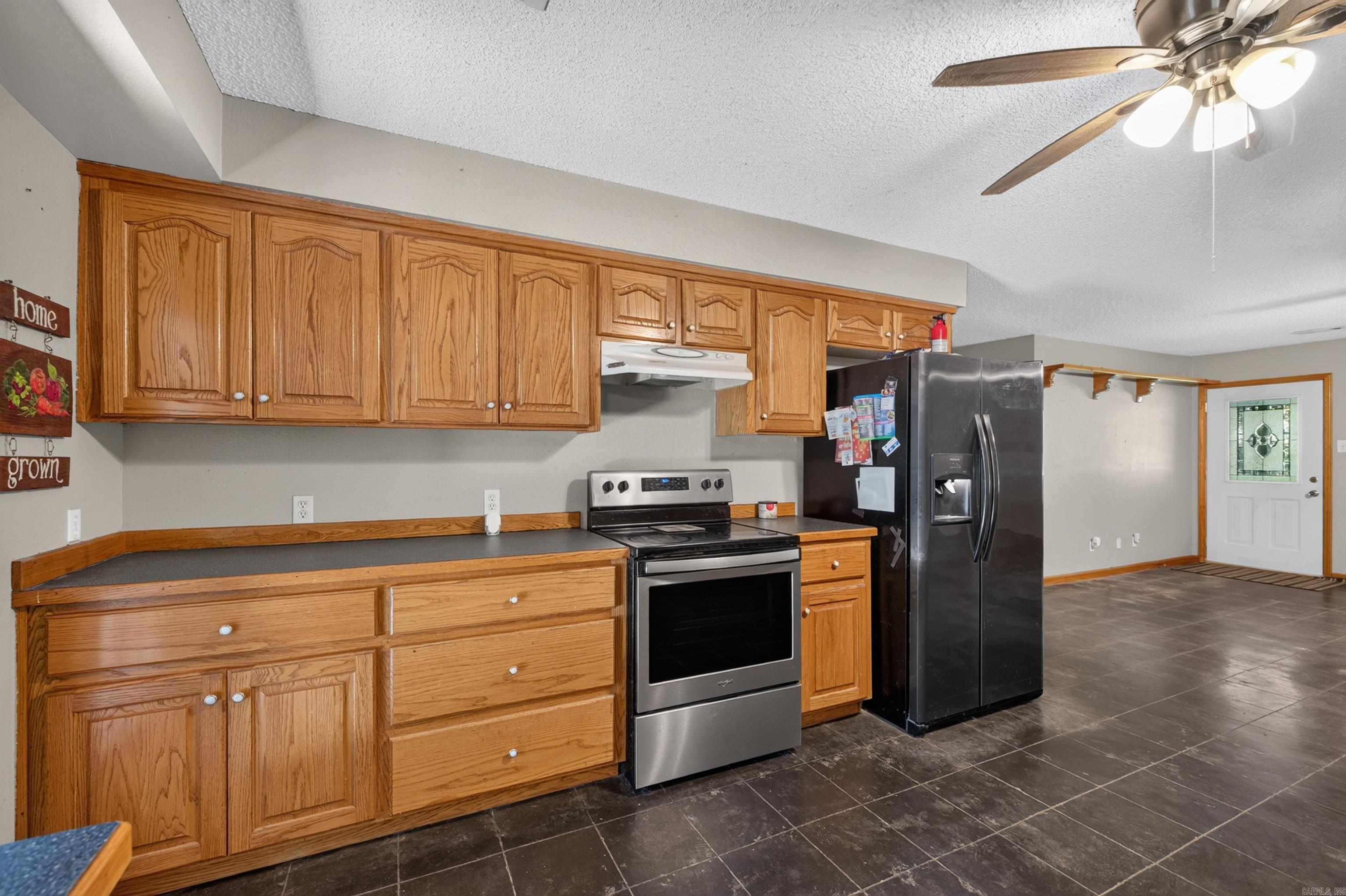 2736 Riverview Drive Property Photo 7