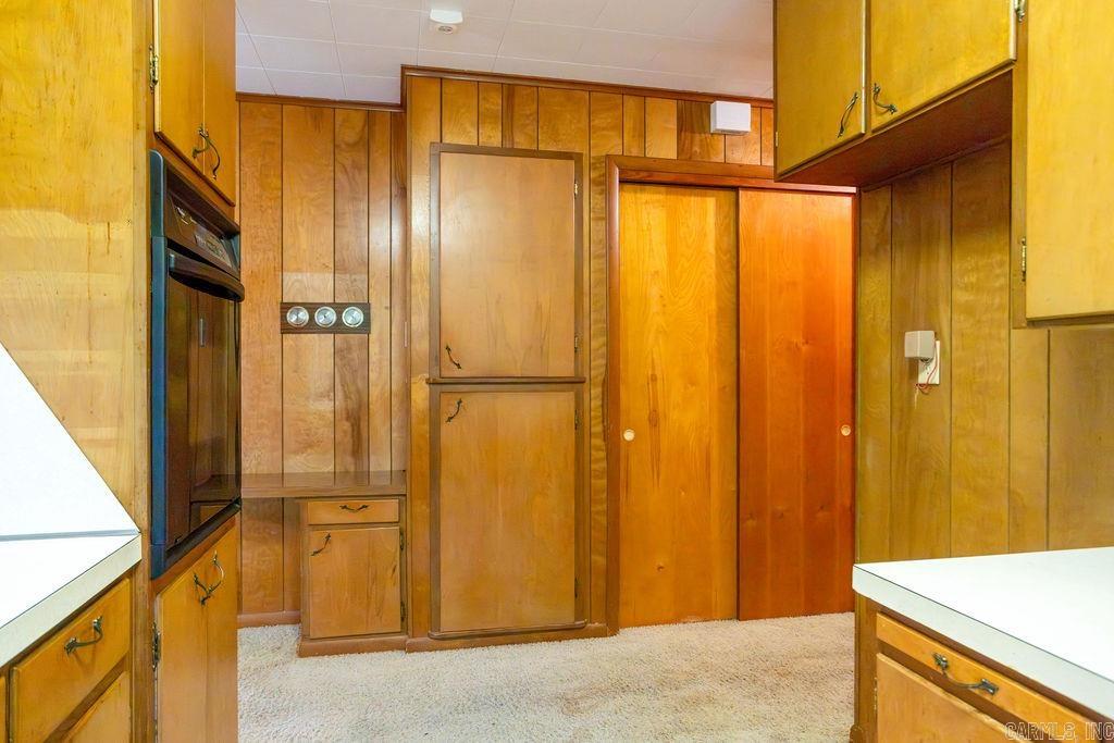 490 W Morrow Street Property Photo 18