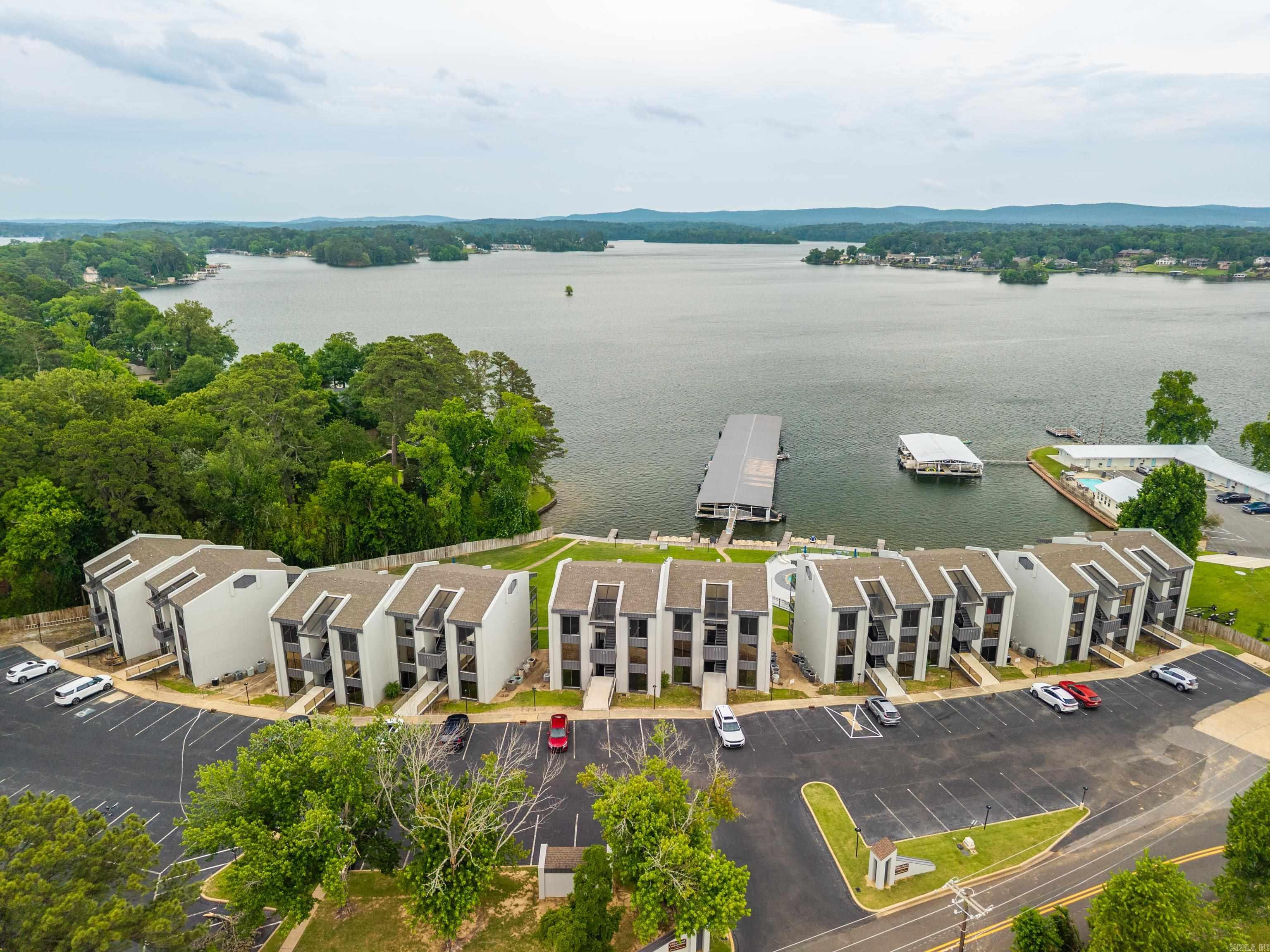 270 Lake Hamilton Drive Property Photo 3