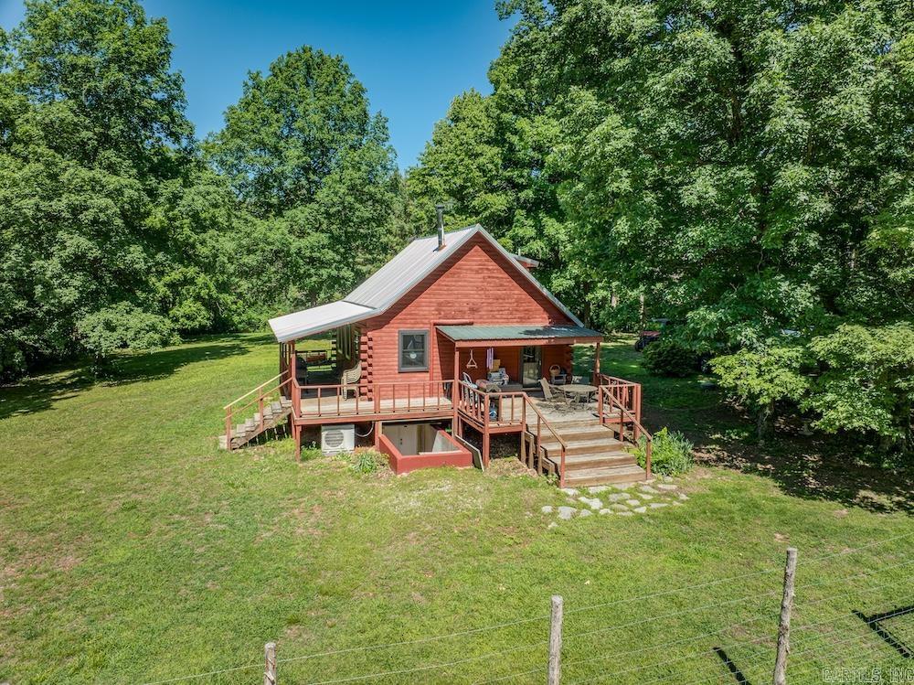 2061 Mcknight Road Property Photo 3
