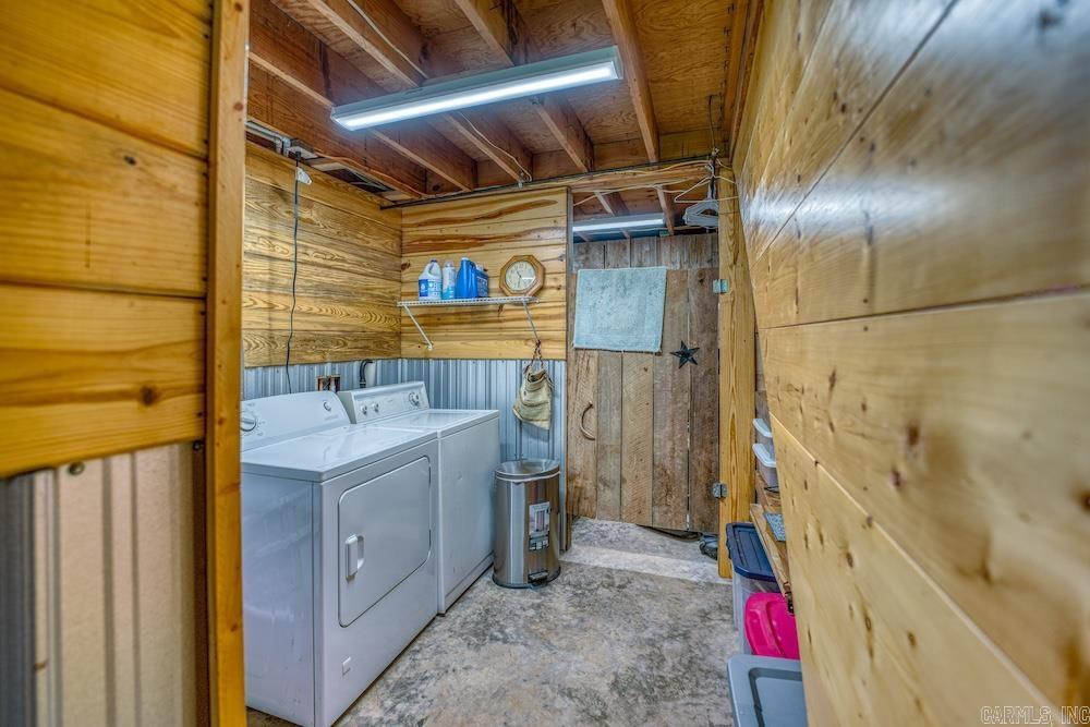 2061 Mcknight Road Property Photo 27