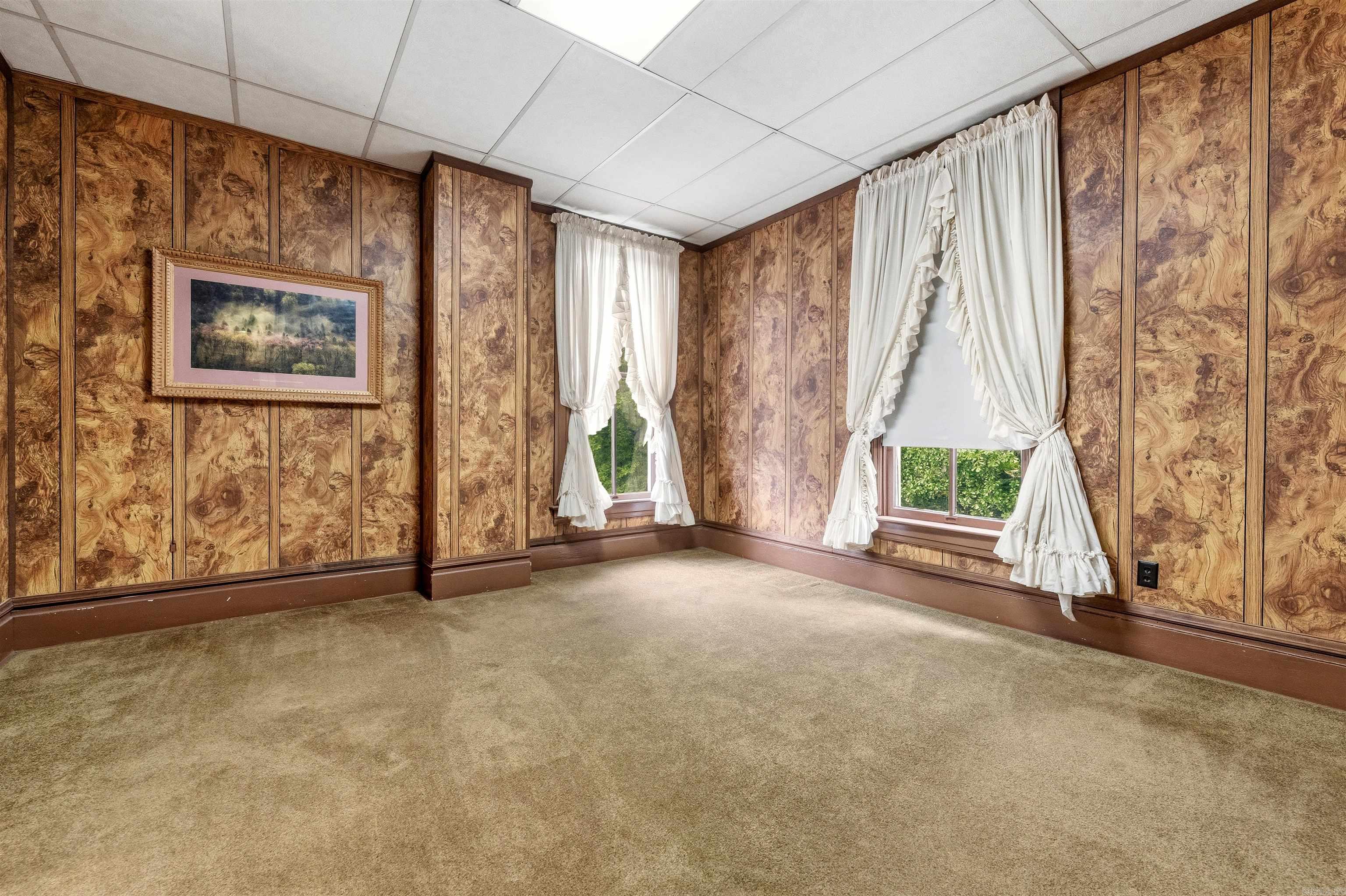320 W 18th Street Property Photo 34
