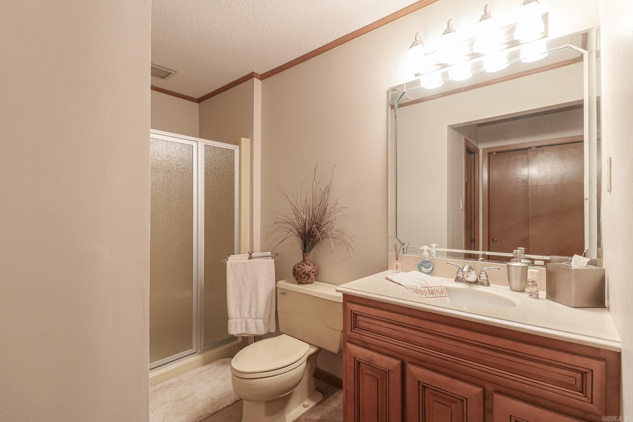 2100 Paula Drive Property Photo 46