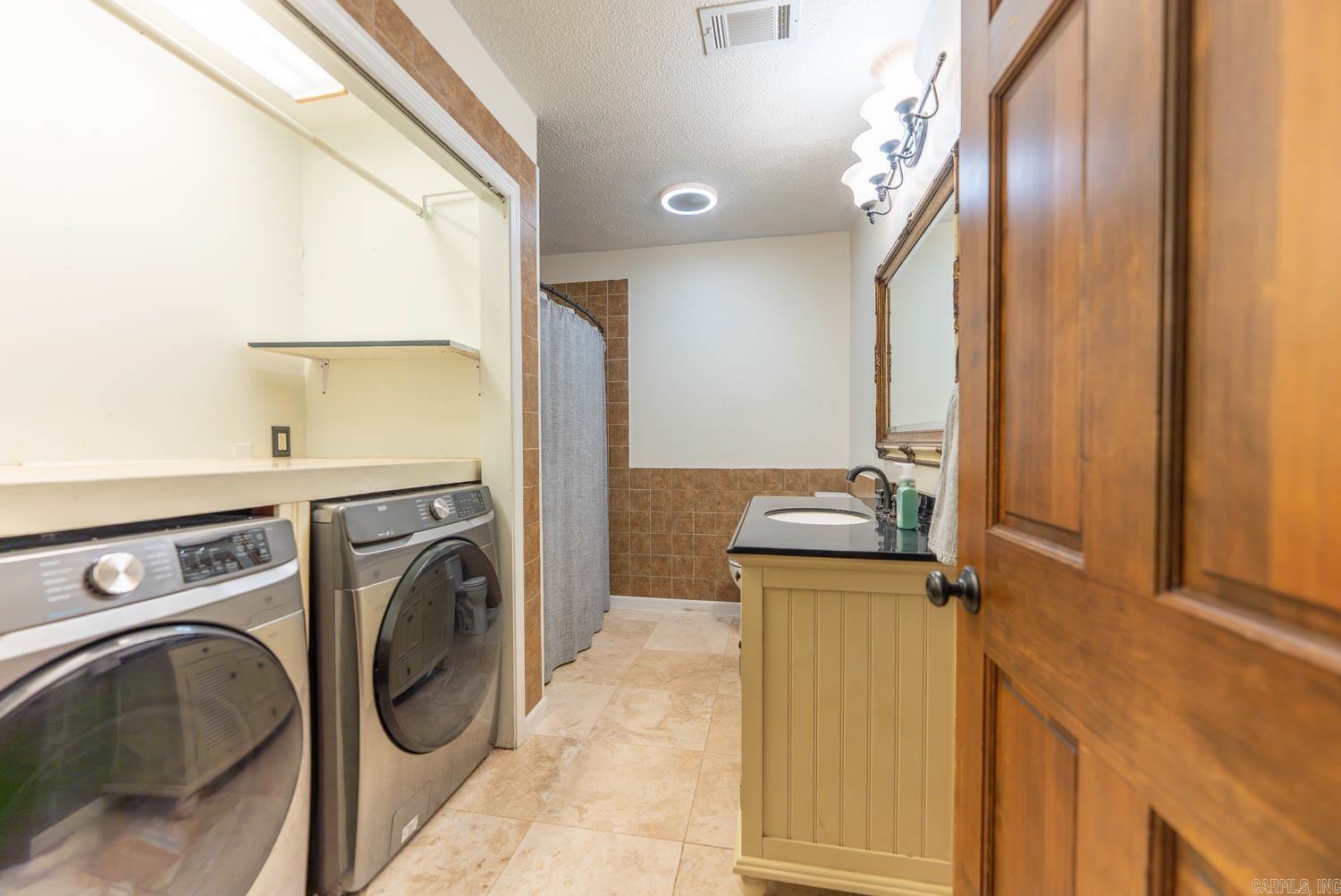 2125 Duffer Lane Property Photo 42