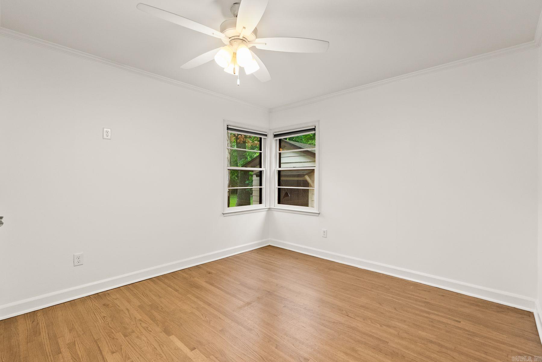 2104 Brownwood Rd Property Photo 28