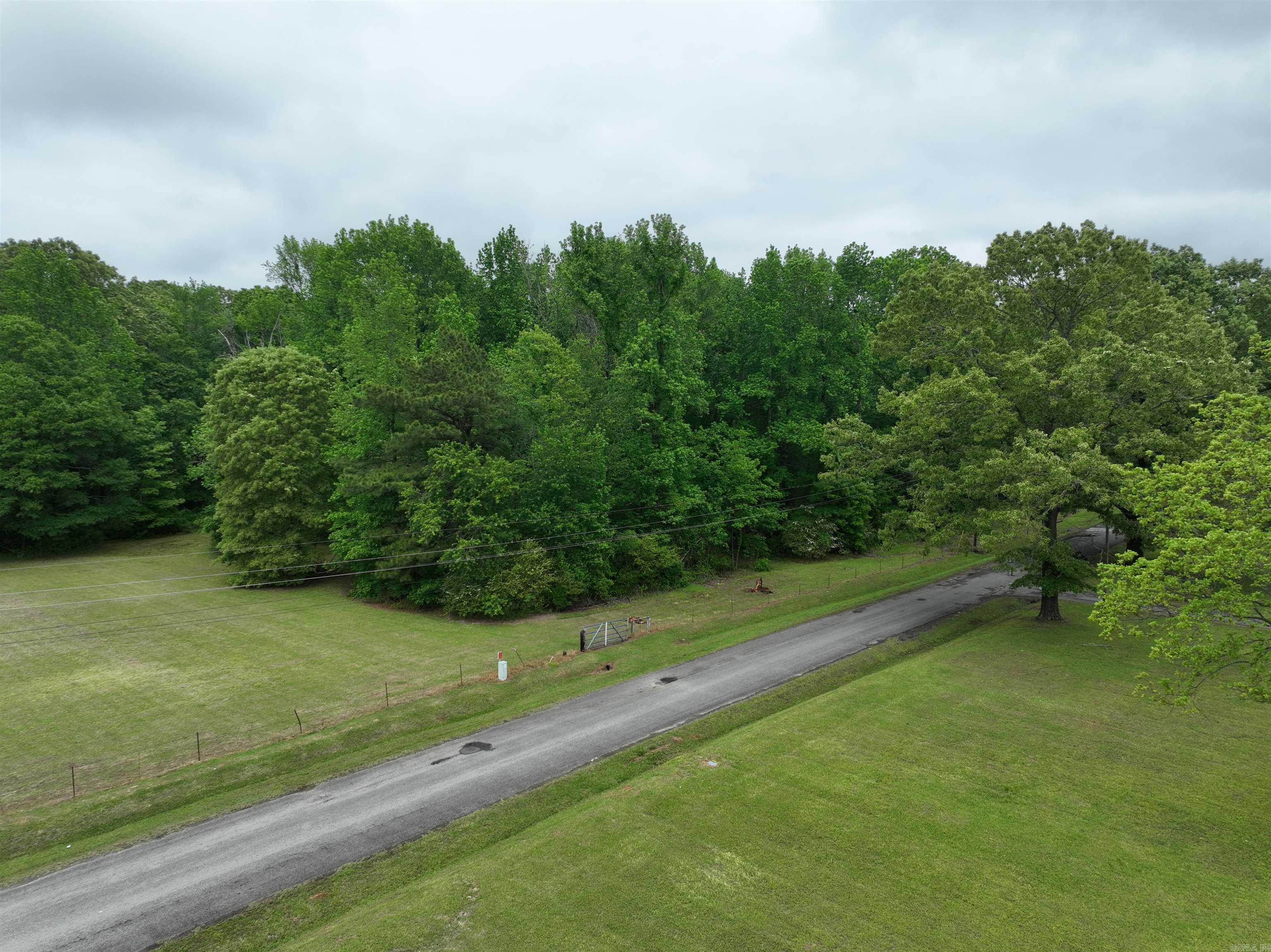 000 Woodlawn Road Property Photo 10