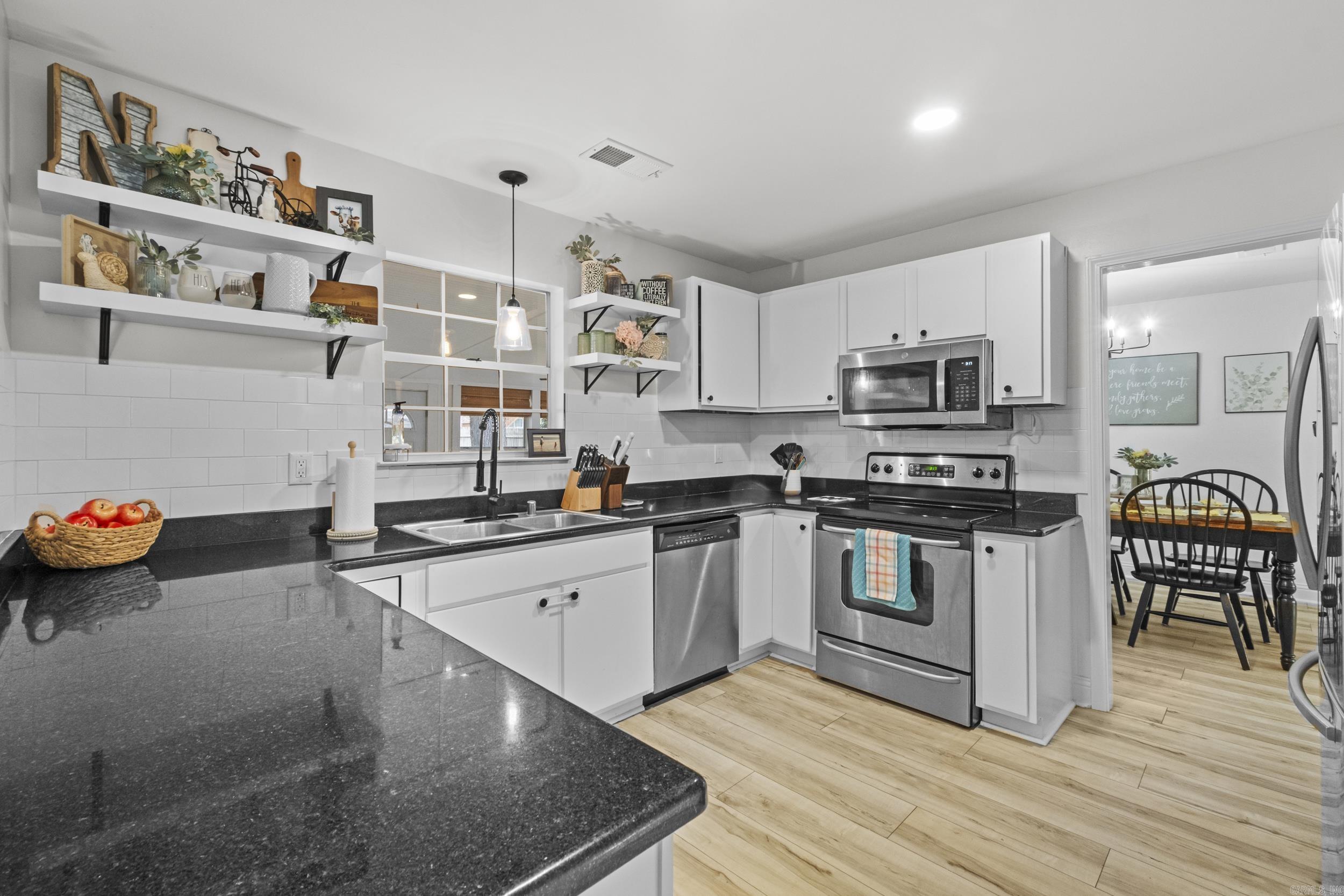 1505 Hawkwood Road Property Photo 4