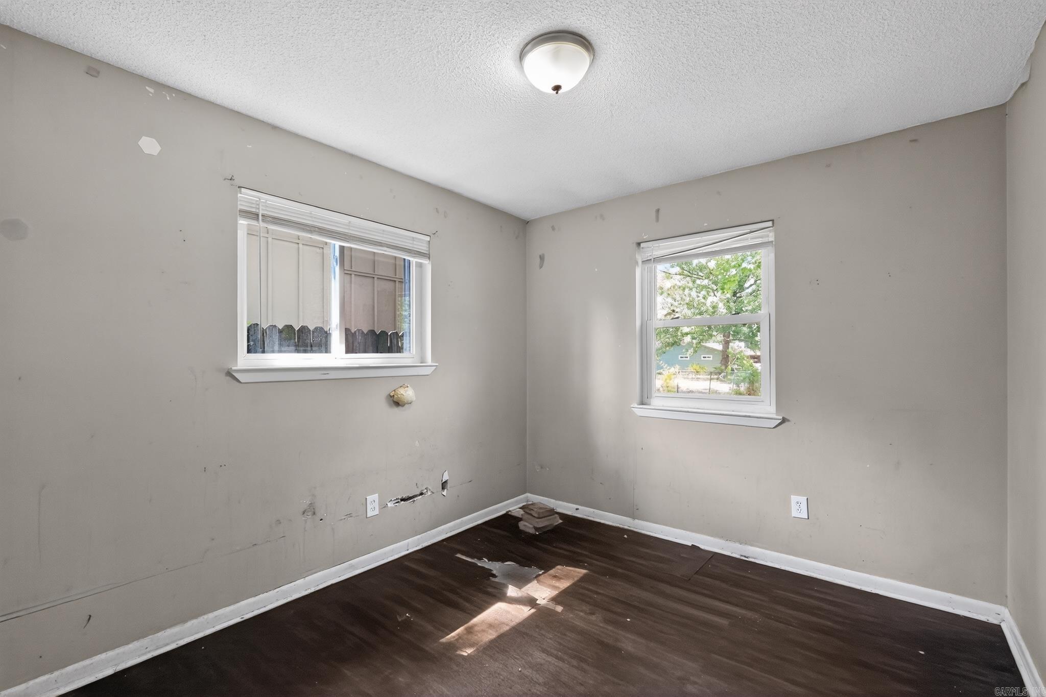 804 Towering Oaks Drive Property Photo 10