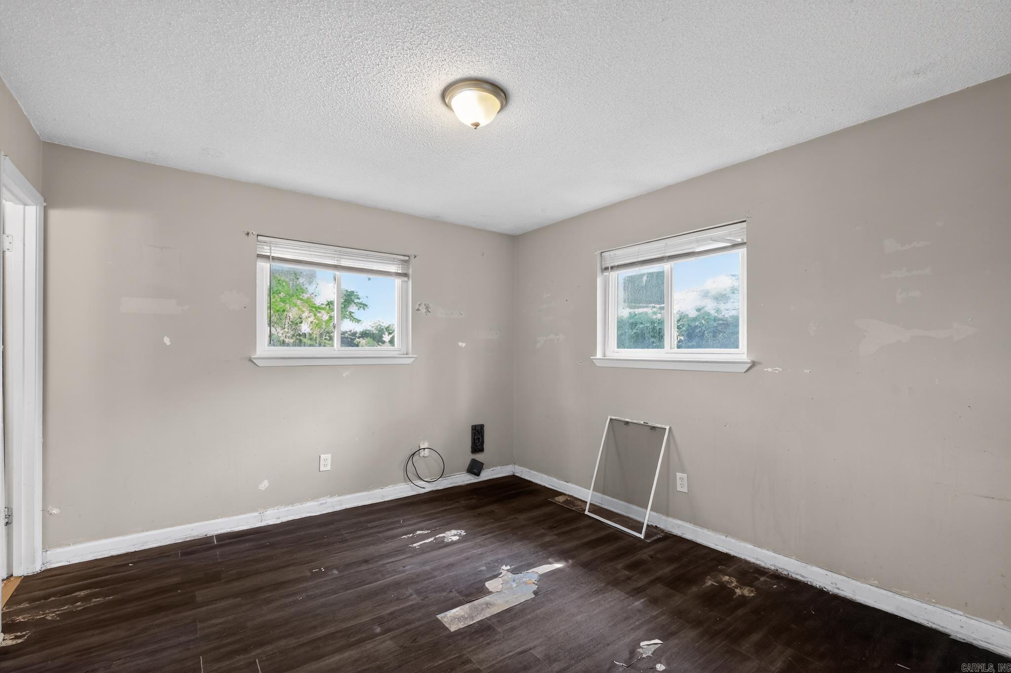 804 Towering Oaks Drive Property Photo 11