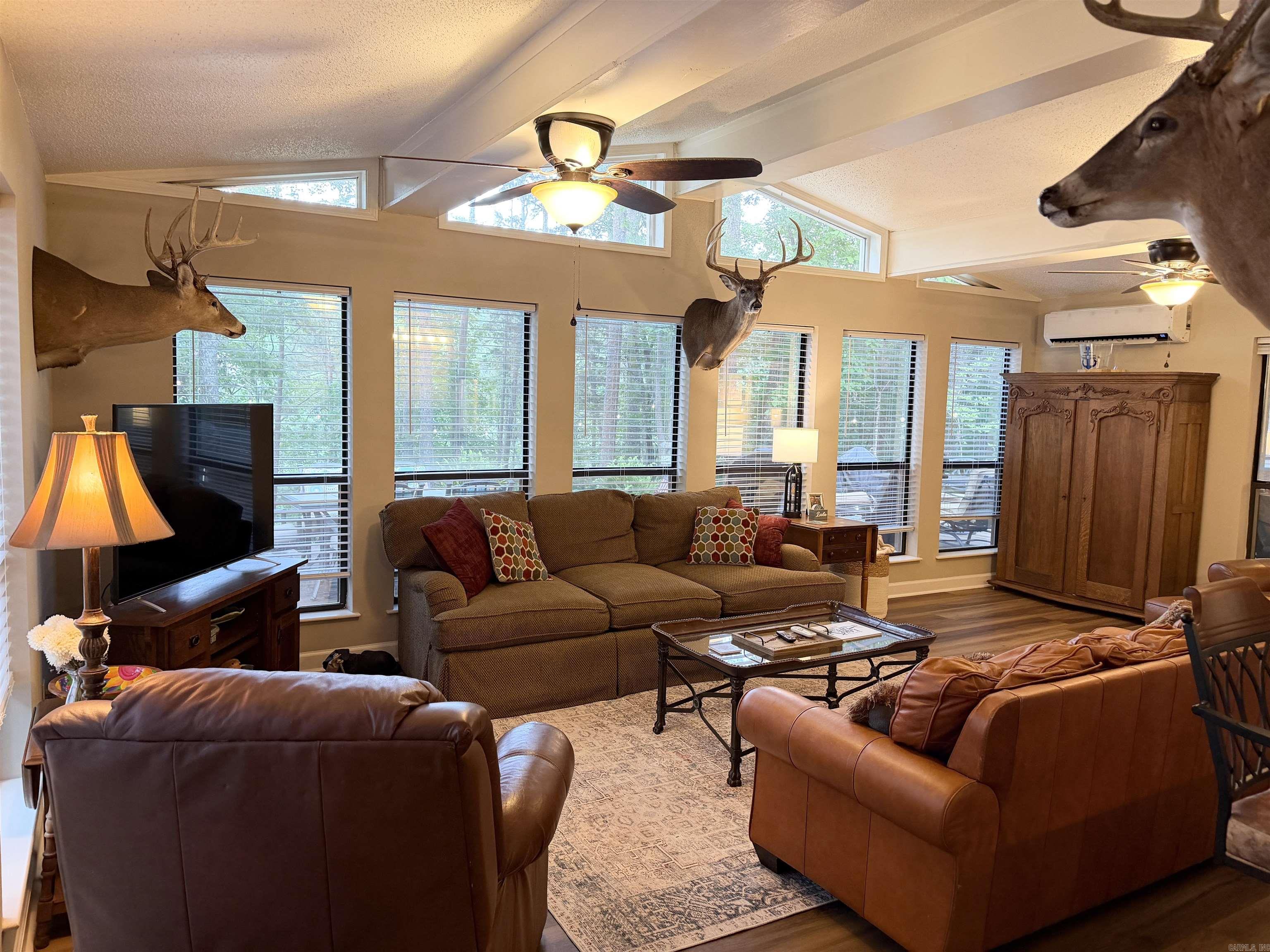 119 Meadowcliff Circle Property Photo 8