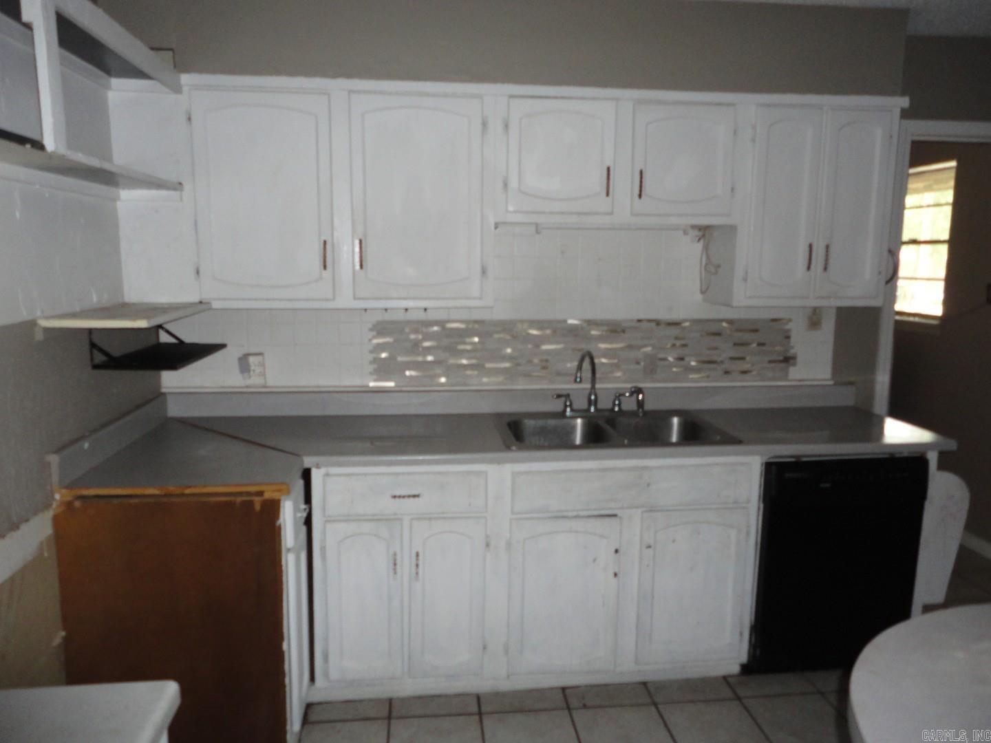 553 W Clearwater Drive Property Photo 10