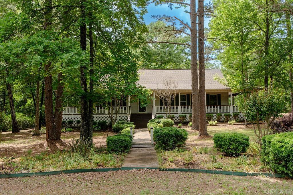 55 Crystal Court Circle Property Photo 2
