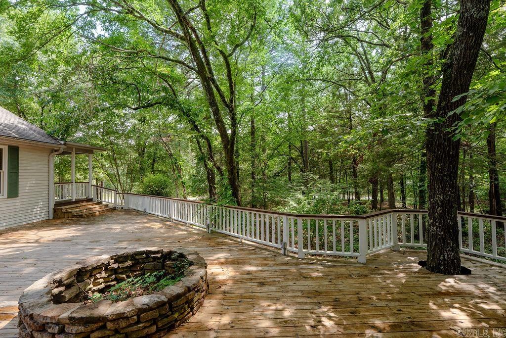 55 Crystal Court Circle Property Photo 6