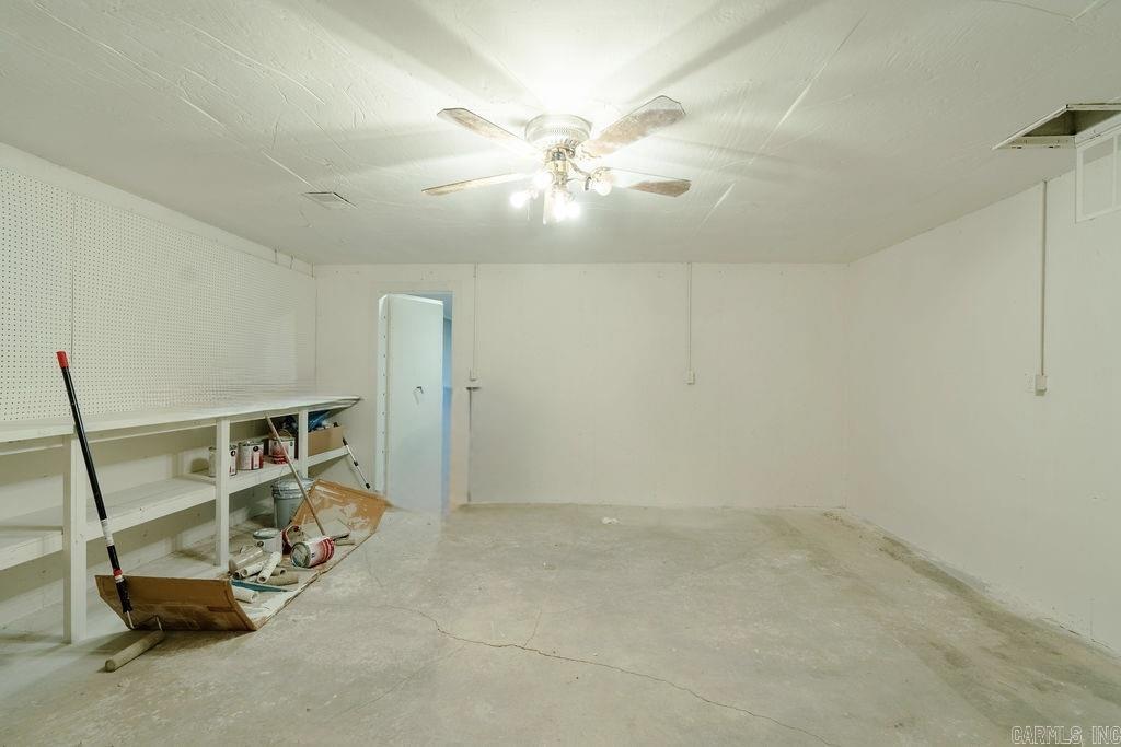 55 Crystal Court Circle Property Photo 37