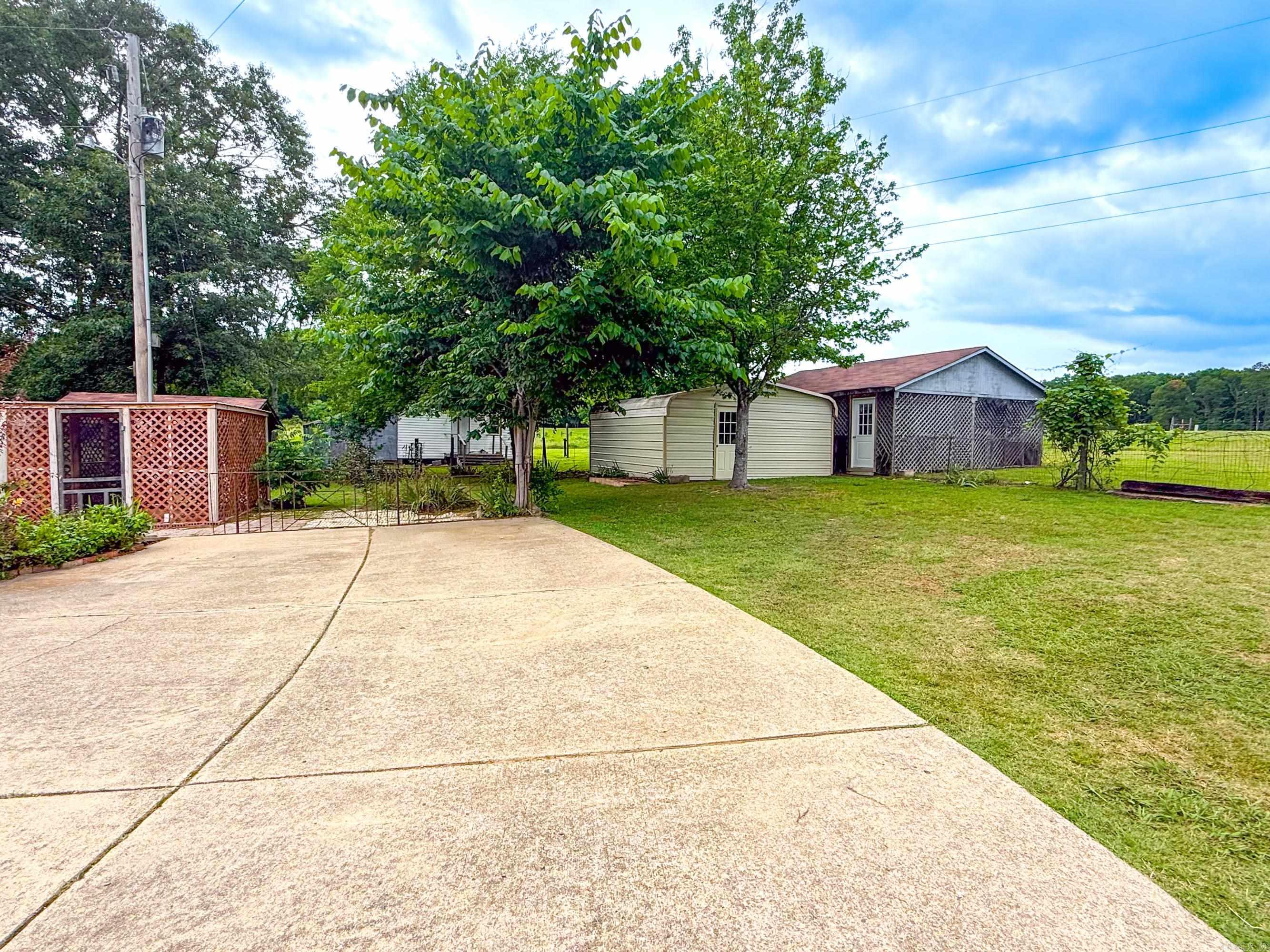 347 Deroche Lane Property Photo 35