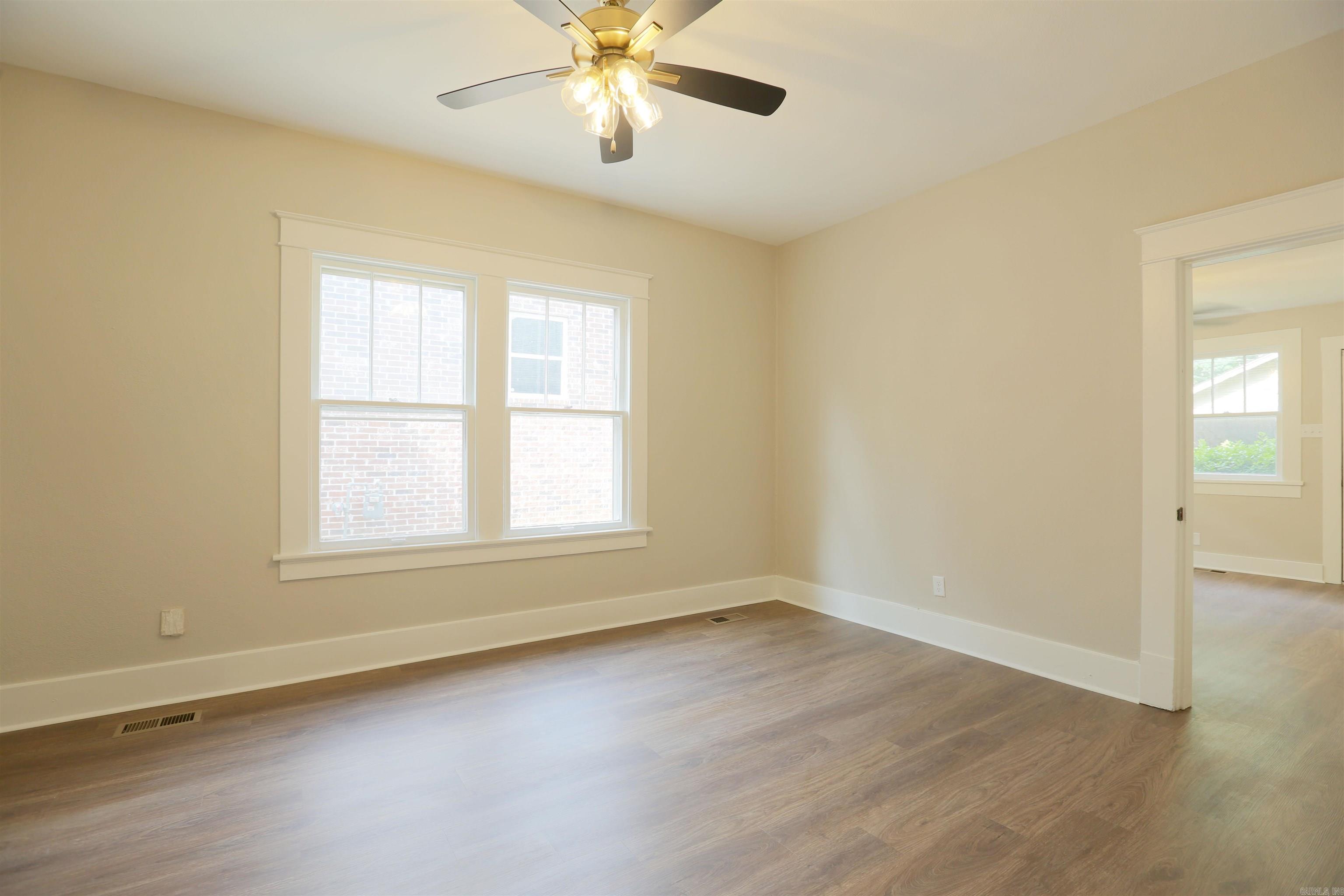 115 N Spruce Property Photo 10