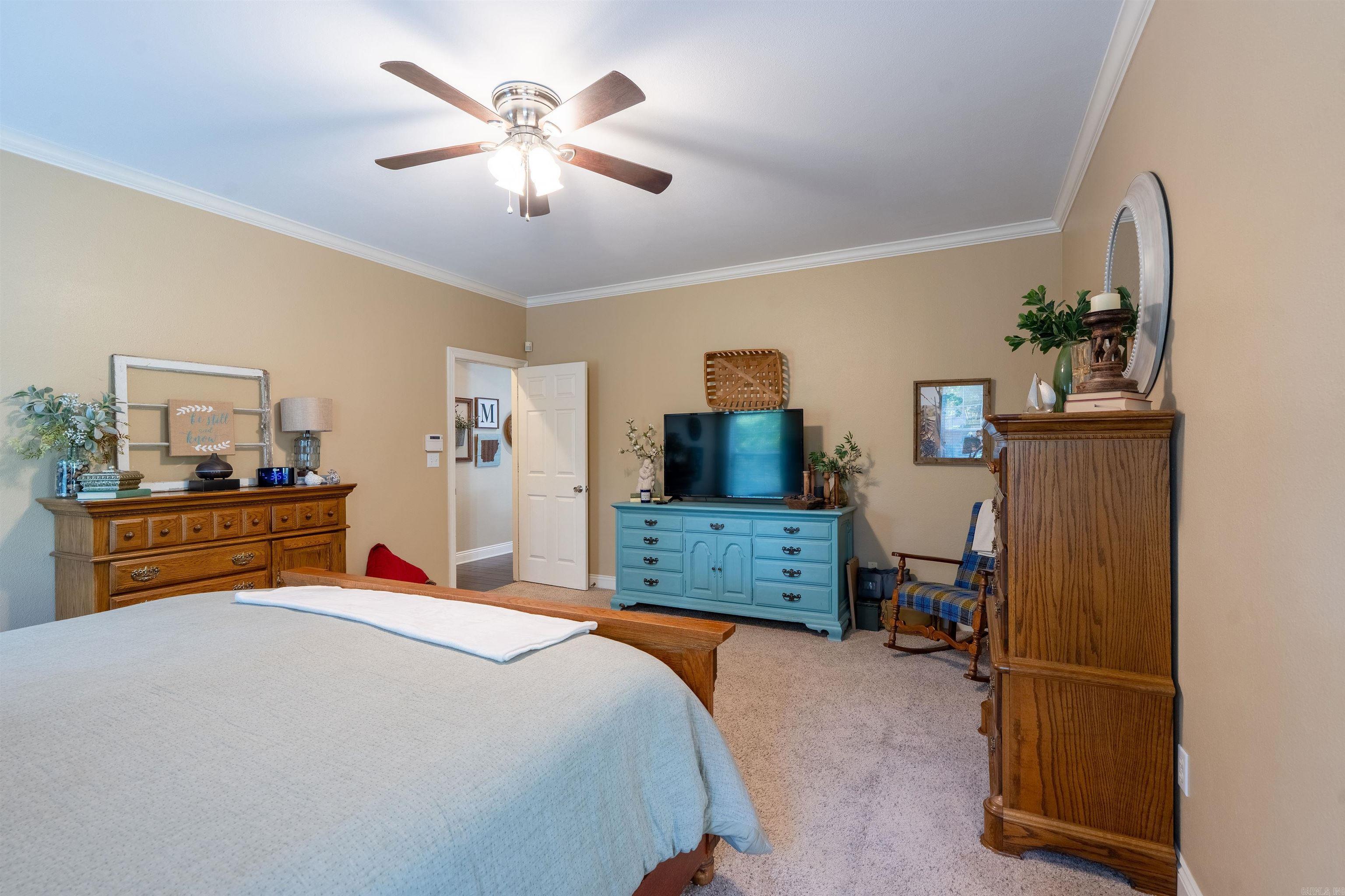 100 Mark Lane Property Photo 19