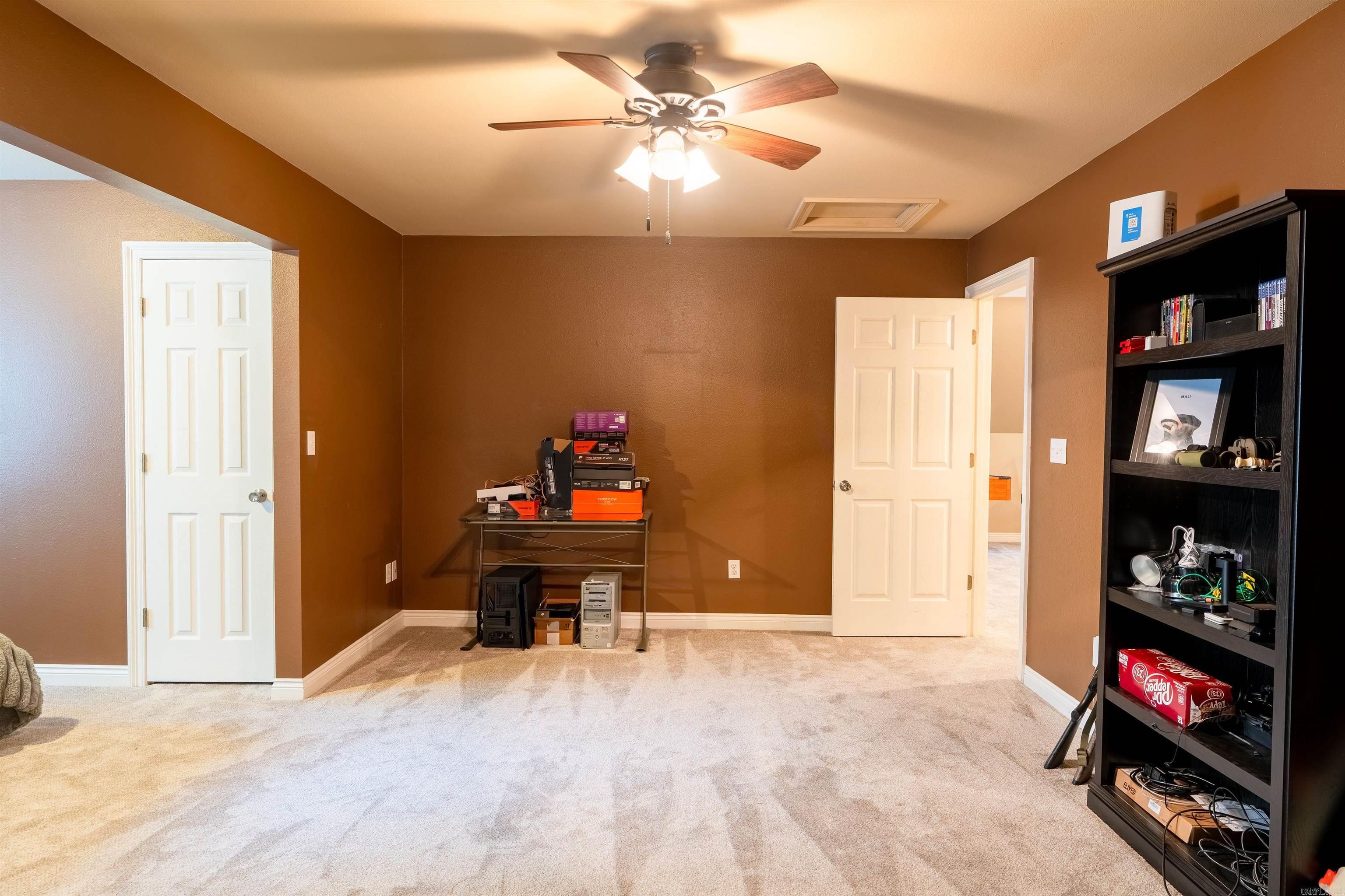 100 Mark Lane Property Photo 31