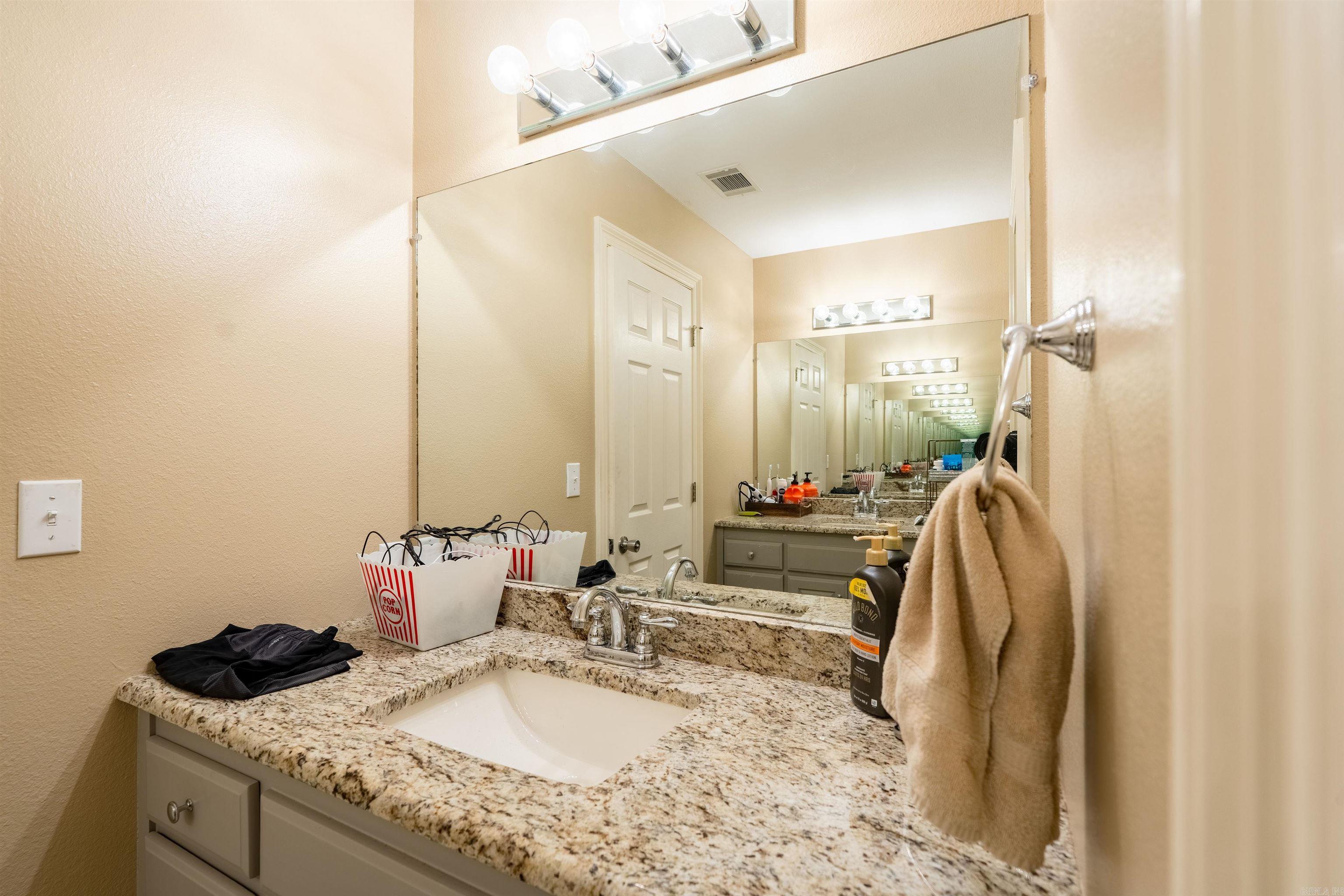 100 Mark Lane Property Photo 35