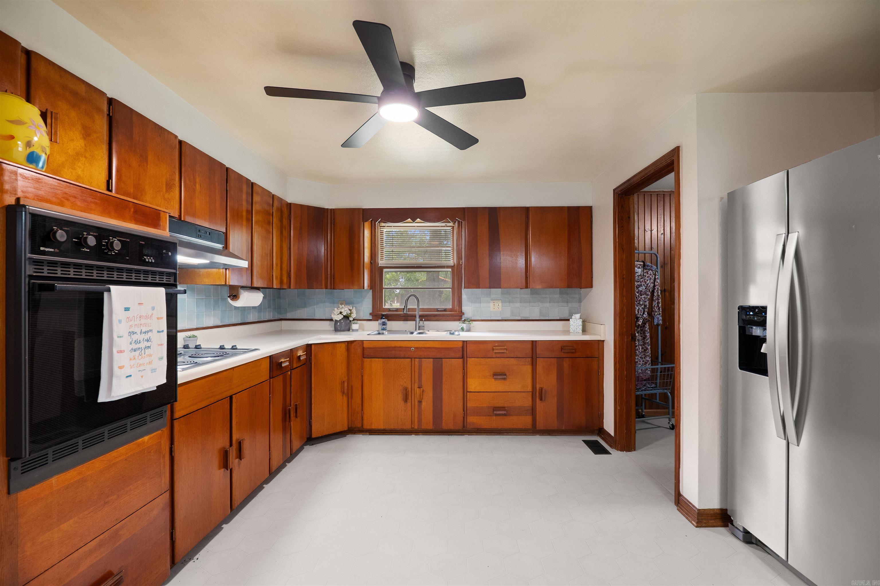 205 Central Ave Property Photo 5