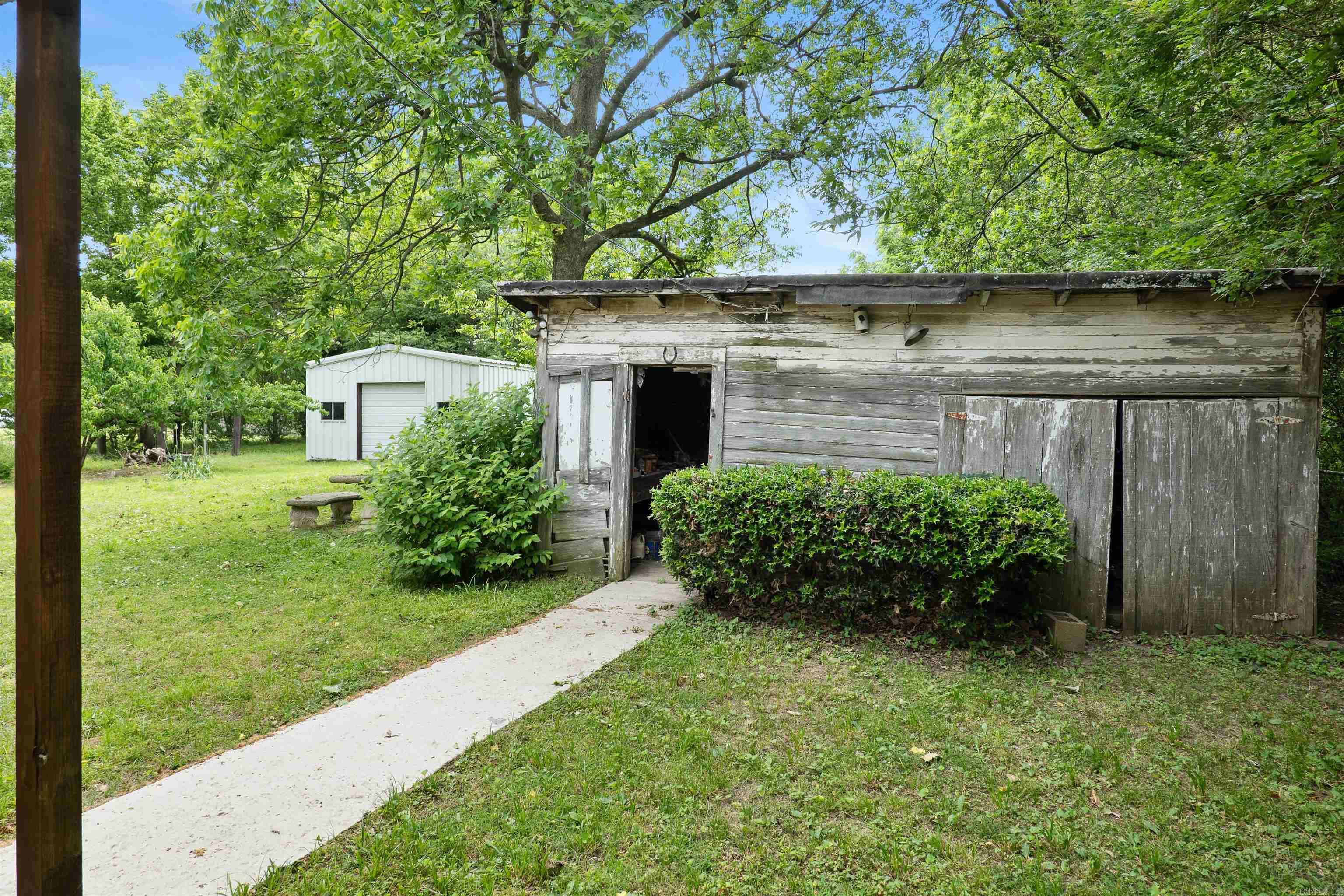 205 Central Ave Property Photo 37