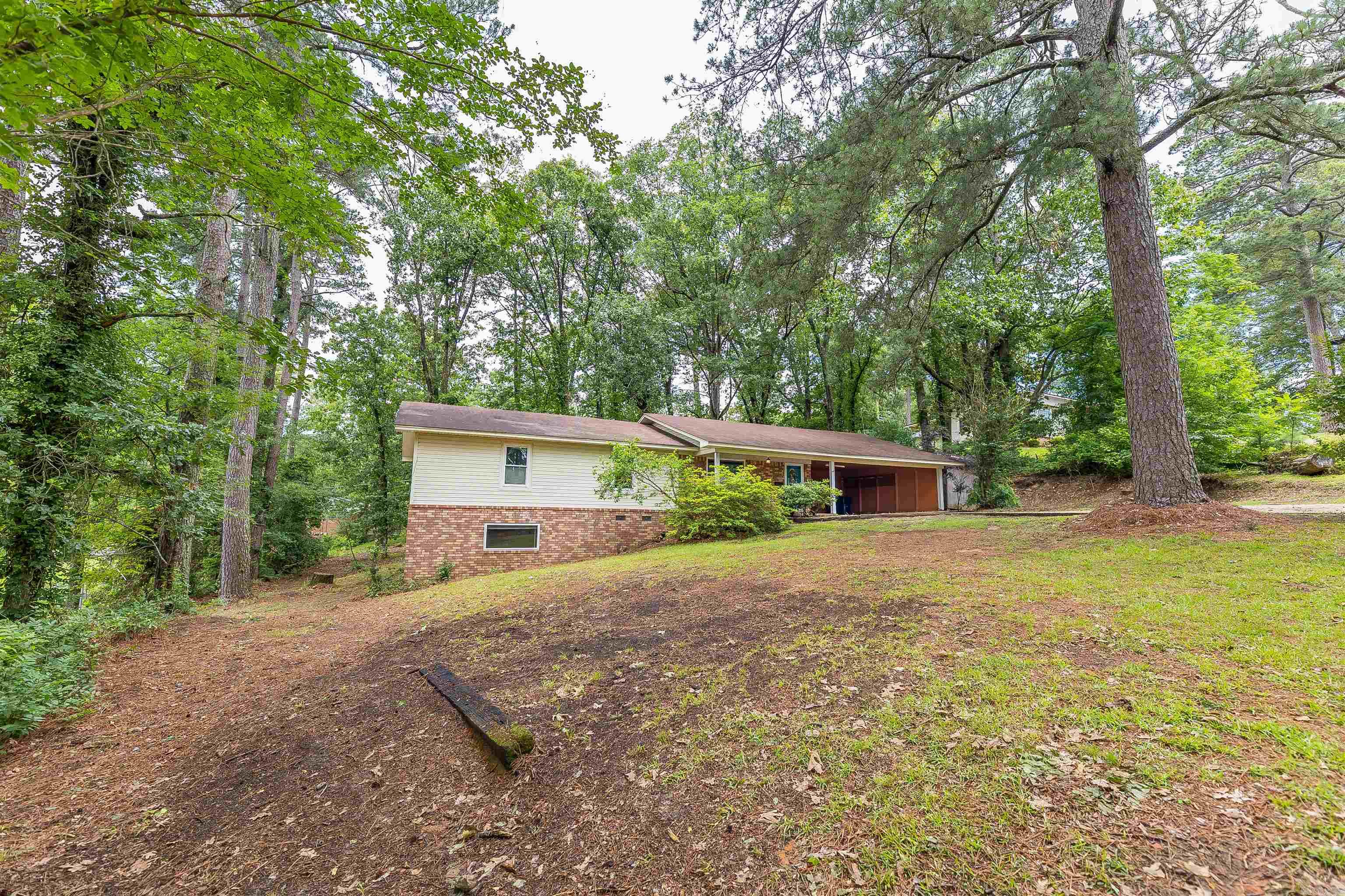 1030 Woodcrest Rd Property Photo 26