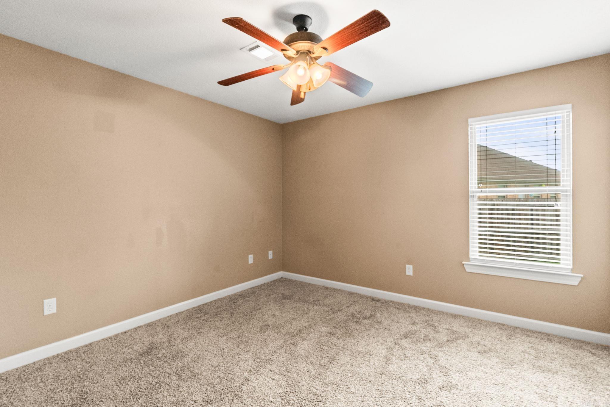 13 Tigers Eye Cove Property Photo 28