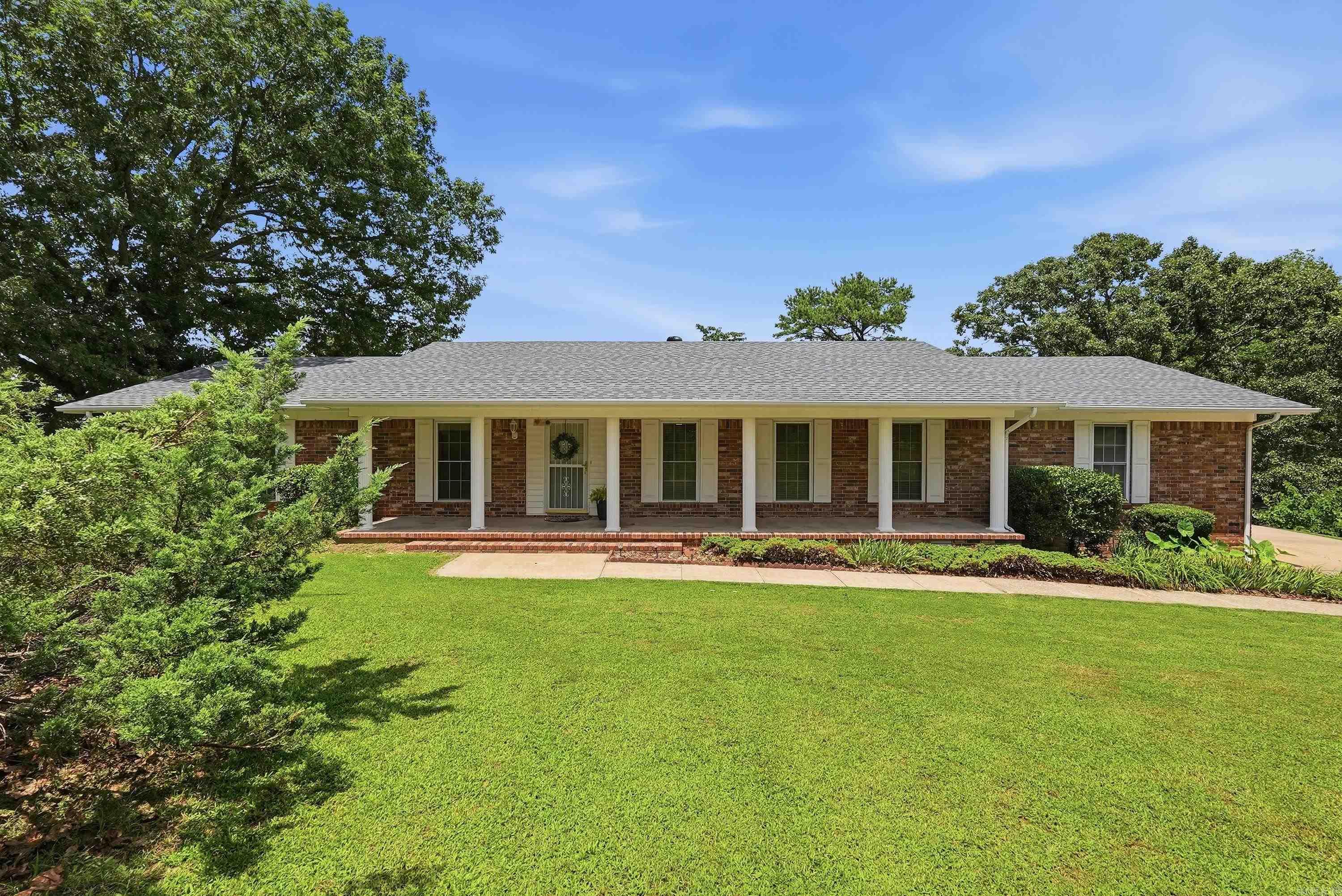 19 Ridgecrest Drive Property Photo 3