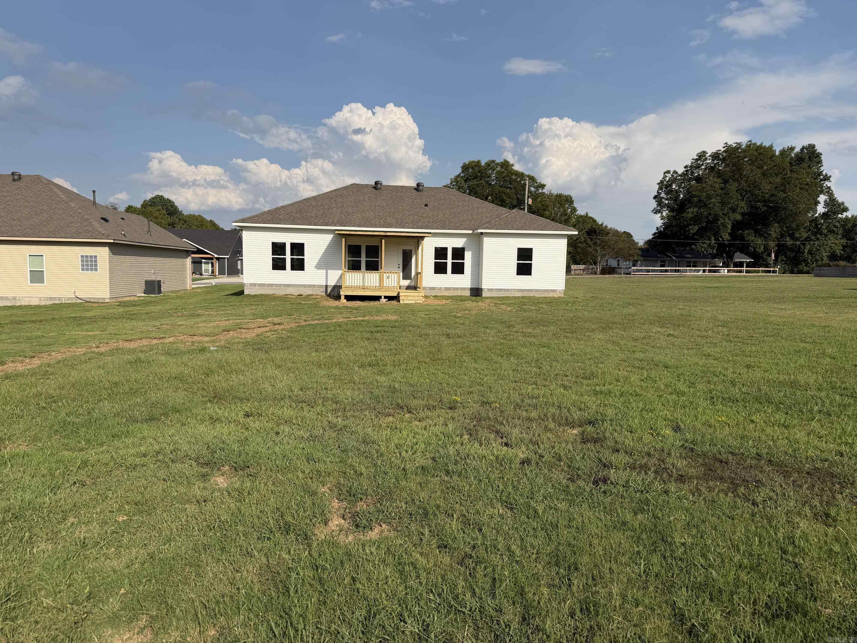 6221 Tammy Lane Property Photo 3