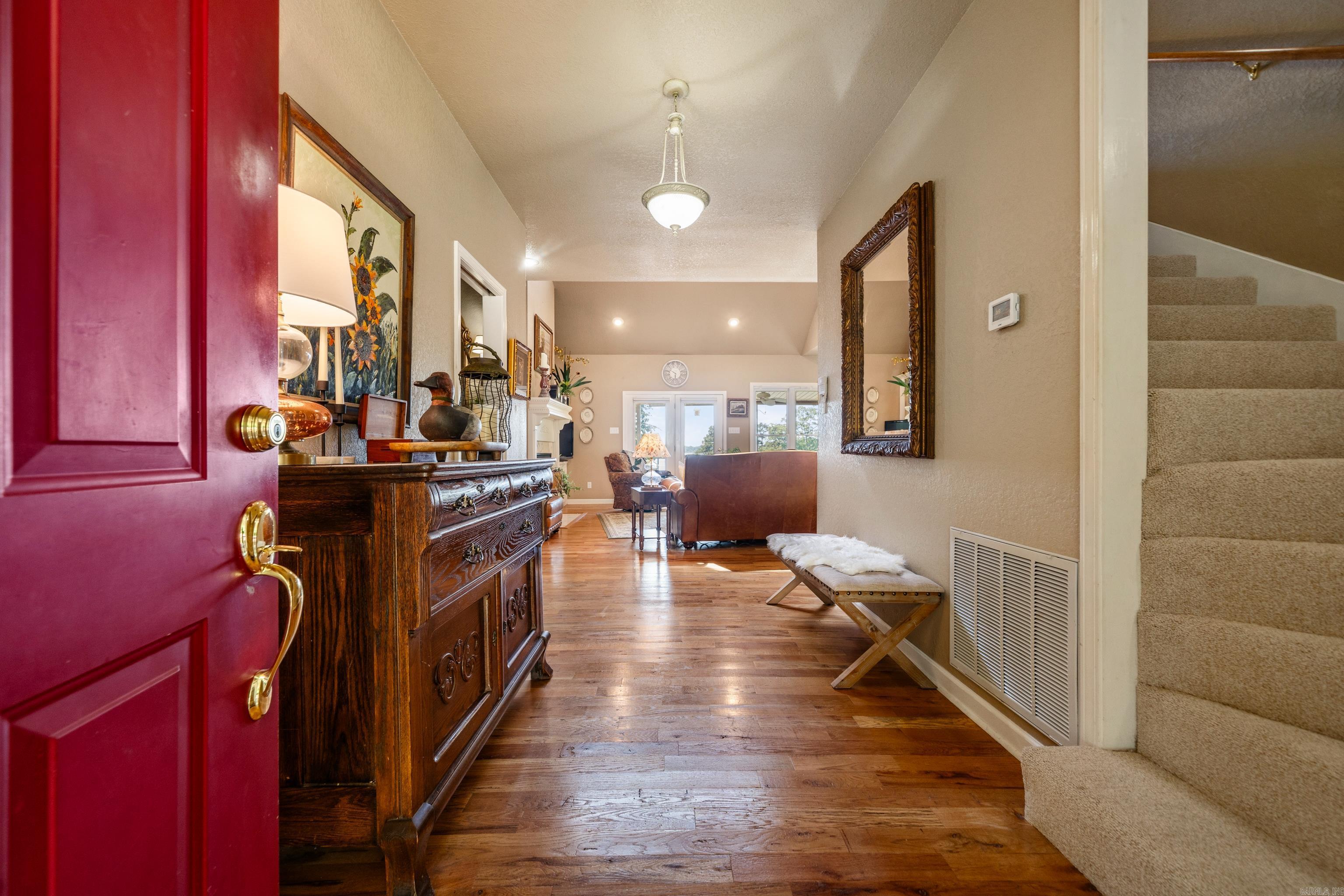 327 Longview Point Property Photo 6