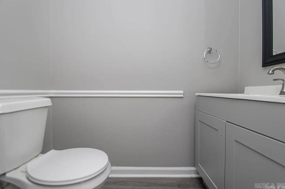 1820 Sanford Drive, Unit 4 Property Photo 5