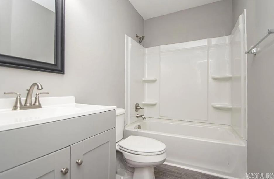1820 Sanford Drive, Unit 4 Property Photo 11