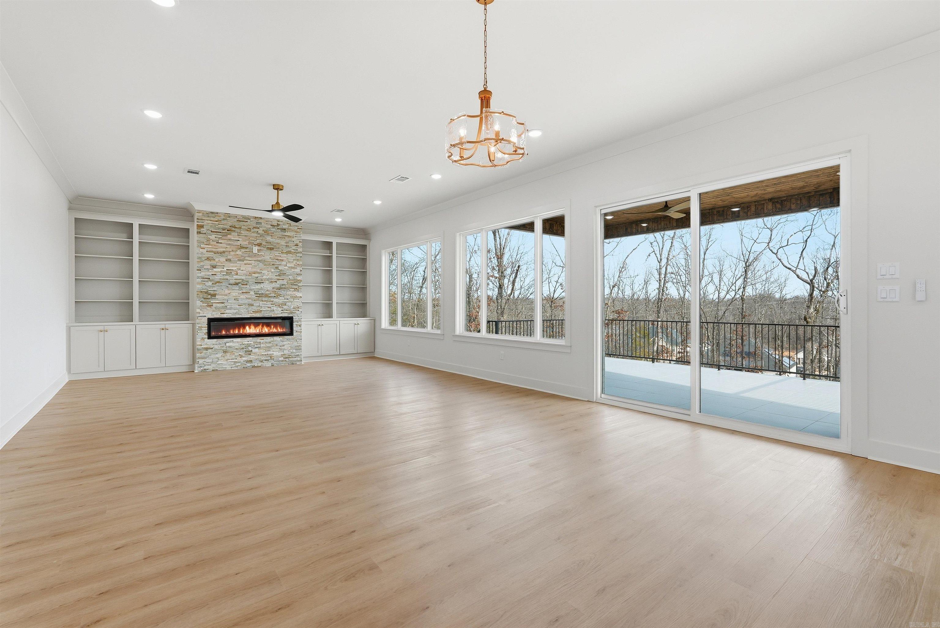 982 Fern Ridge Rd Property Photo 11