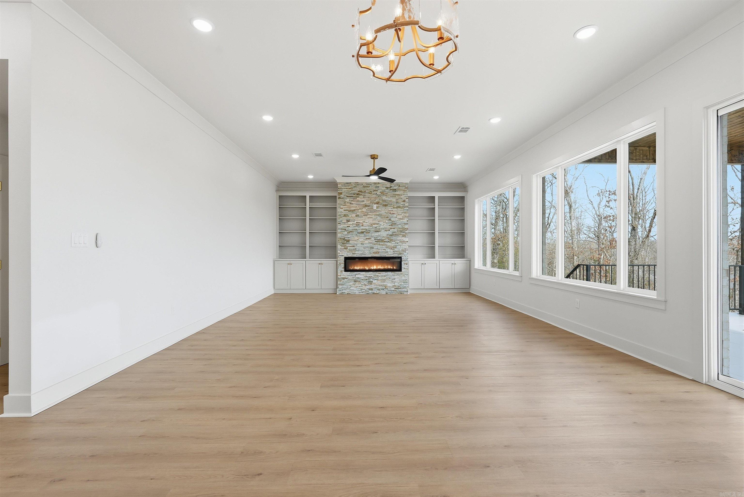 982 Fern Ridge Rd Property Photo 12