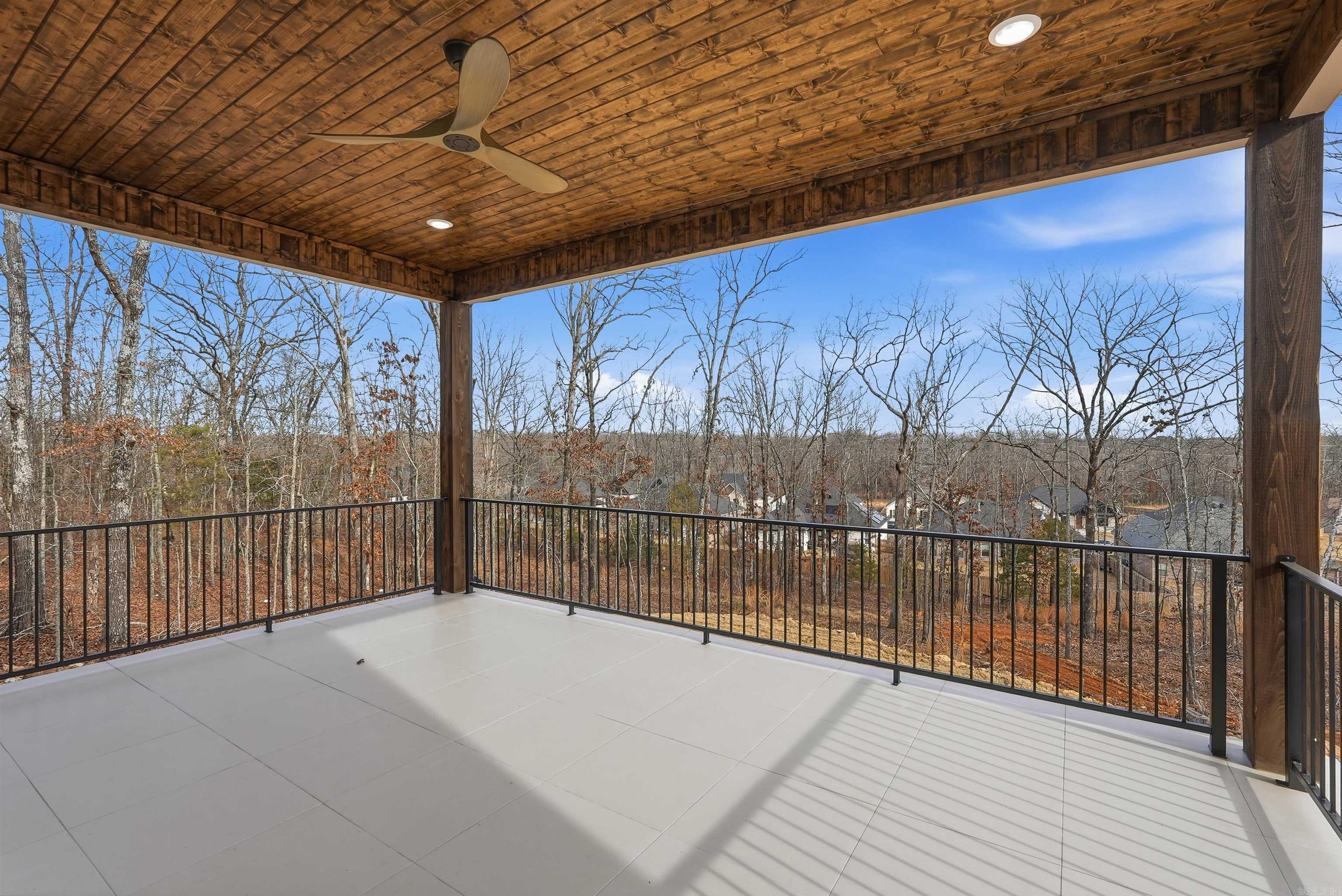 982 Fern Ridge Rd Property Photo 44