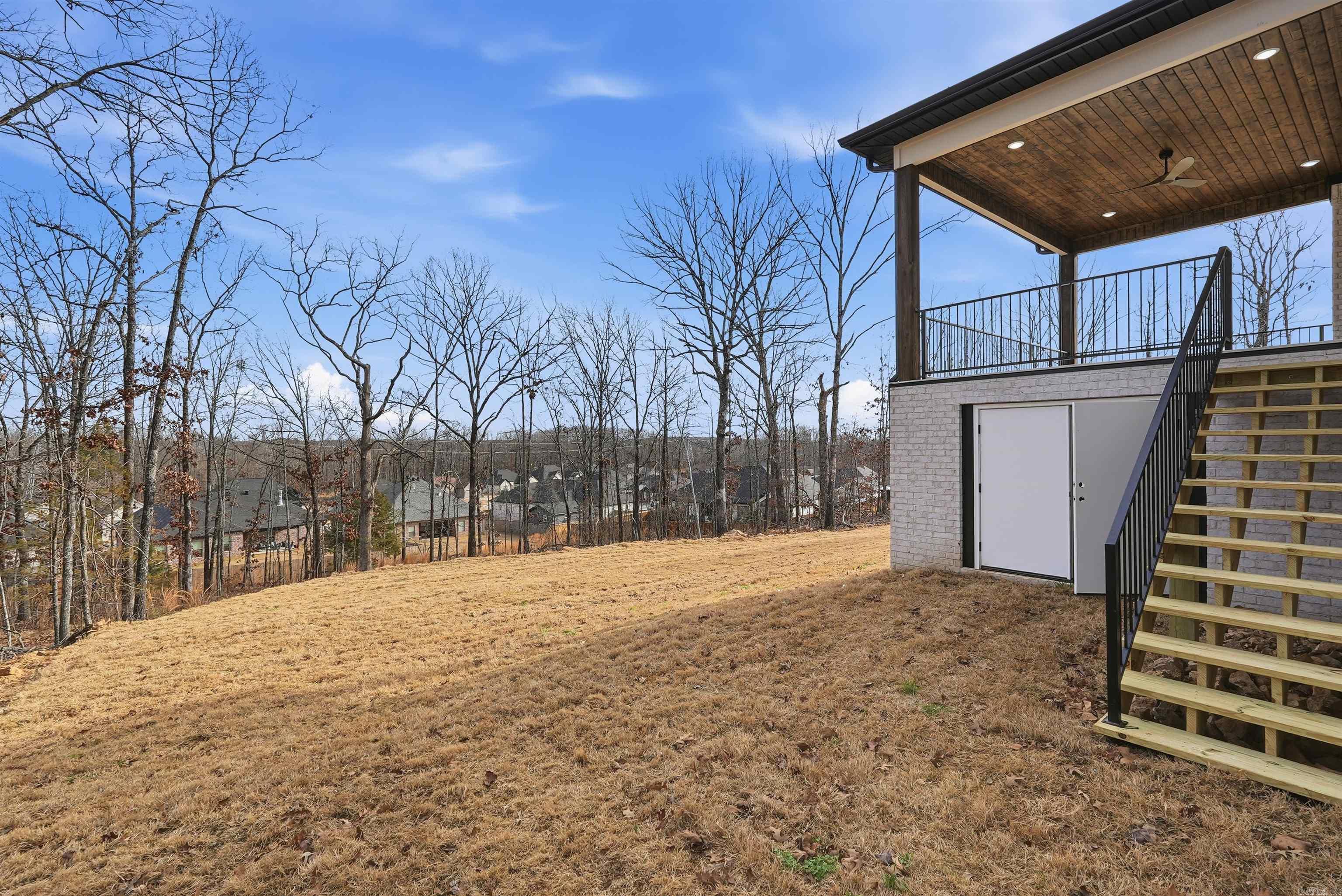 982 Fern Ridge Rd Property Photo 46