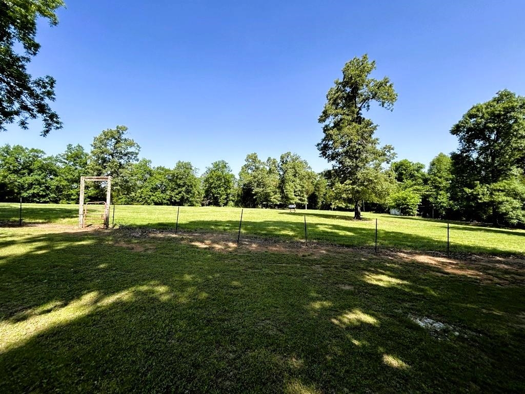 2731 Holmes Road Property Photo 10