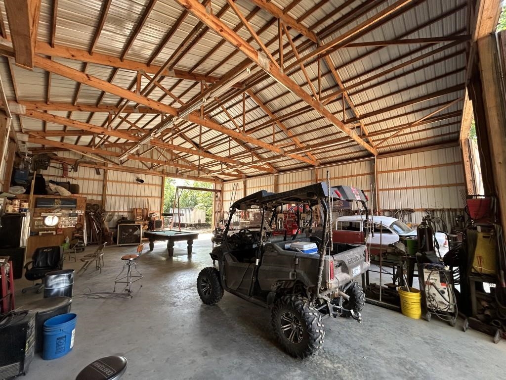 2731 Holmes Road Property Photo 18