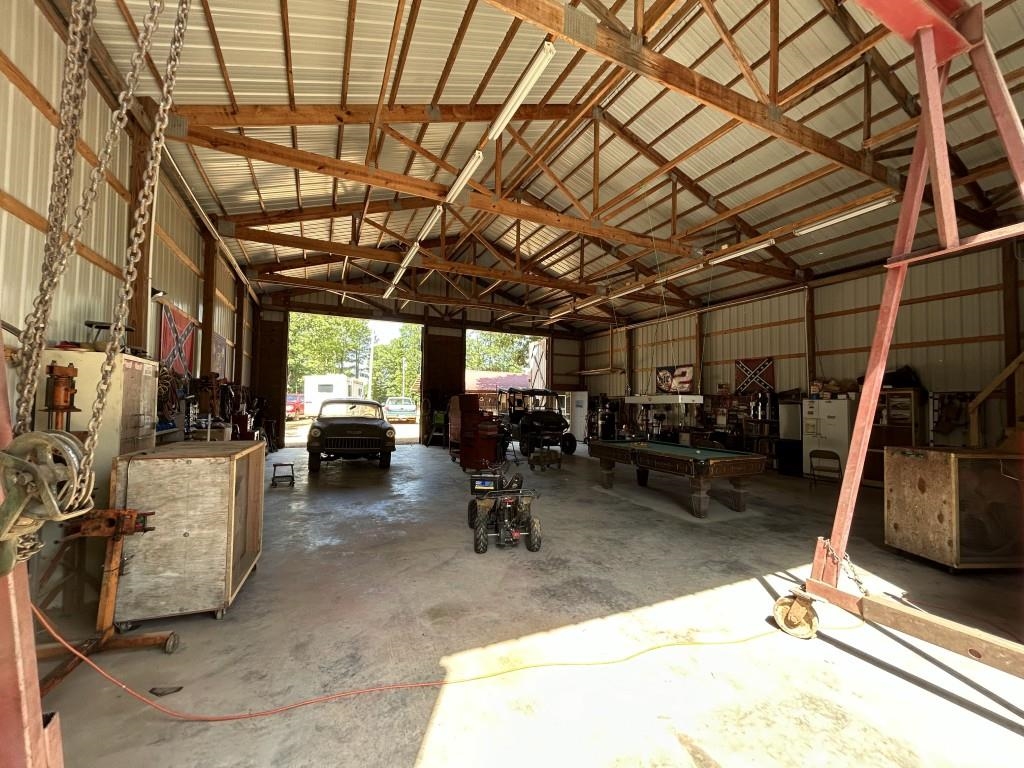 2731 Holmes Road Property Photo 20