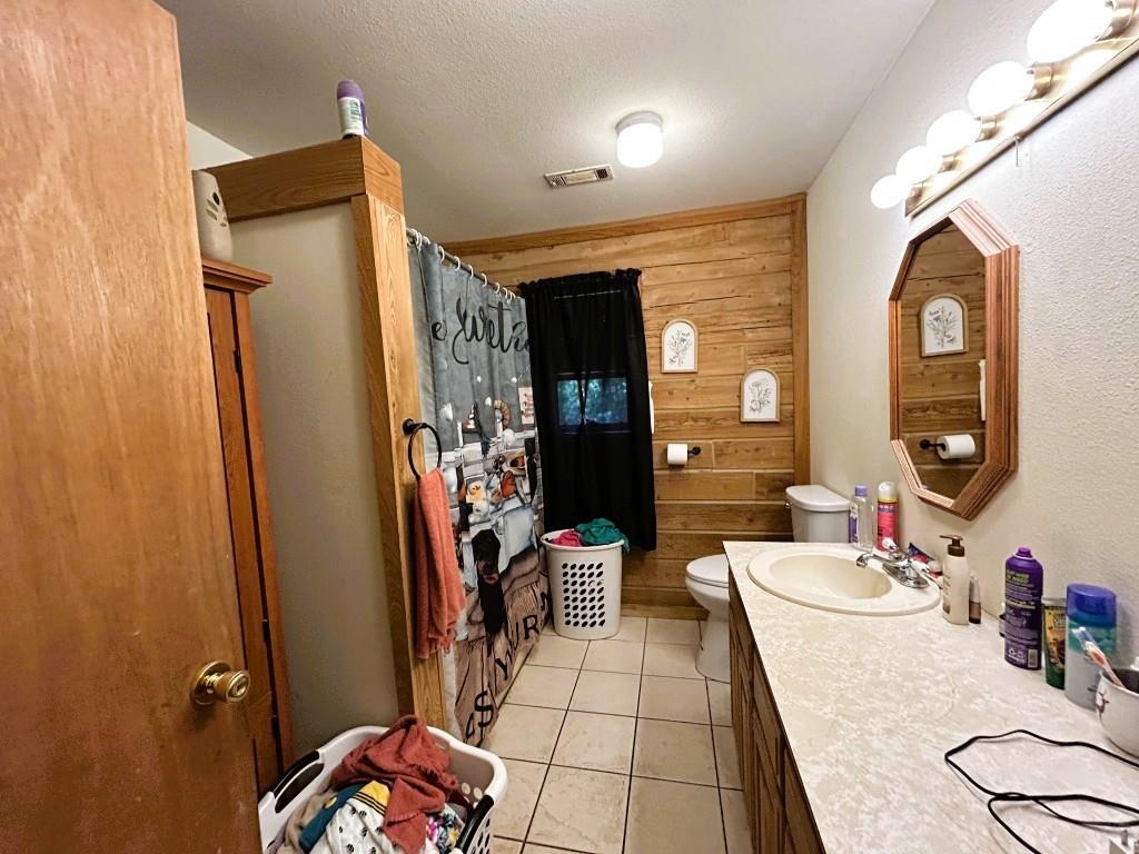 2731 Holmes Road Property Photo 29