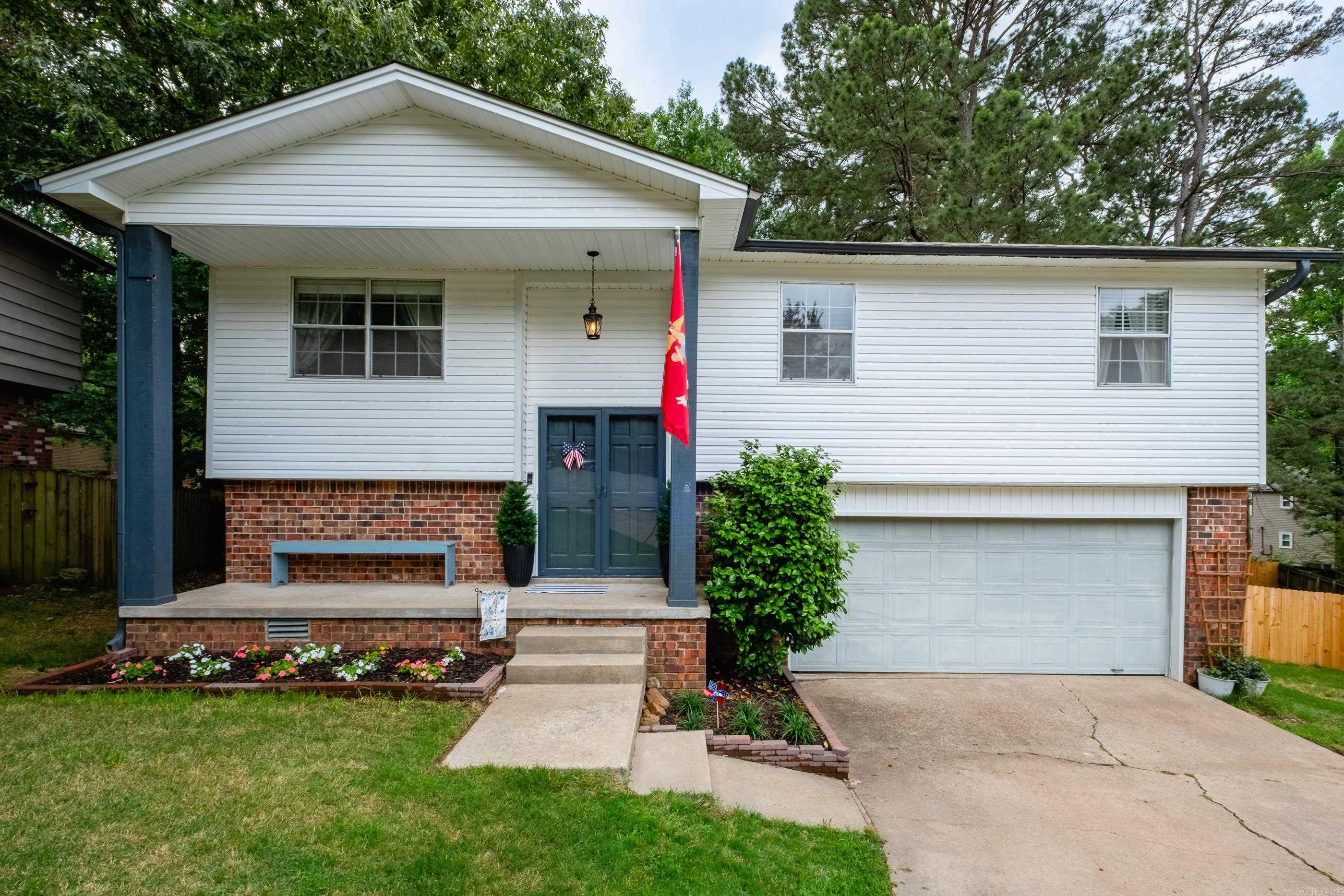 10 Cherrywood Ct Property Photo 1