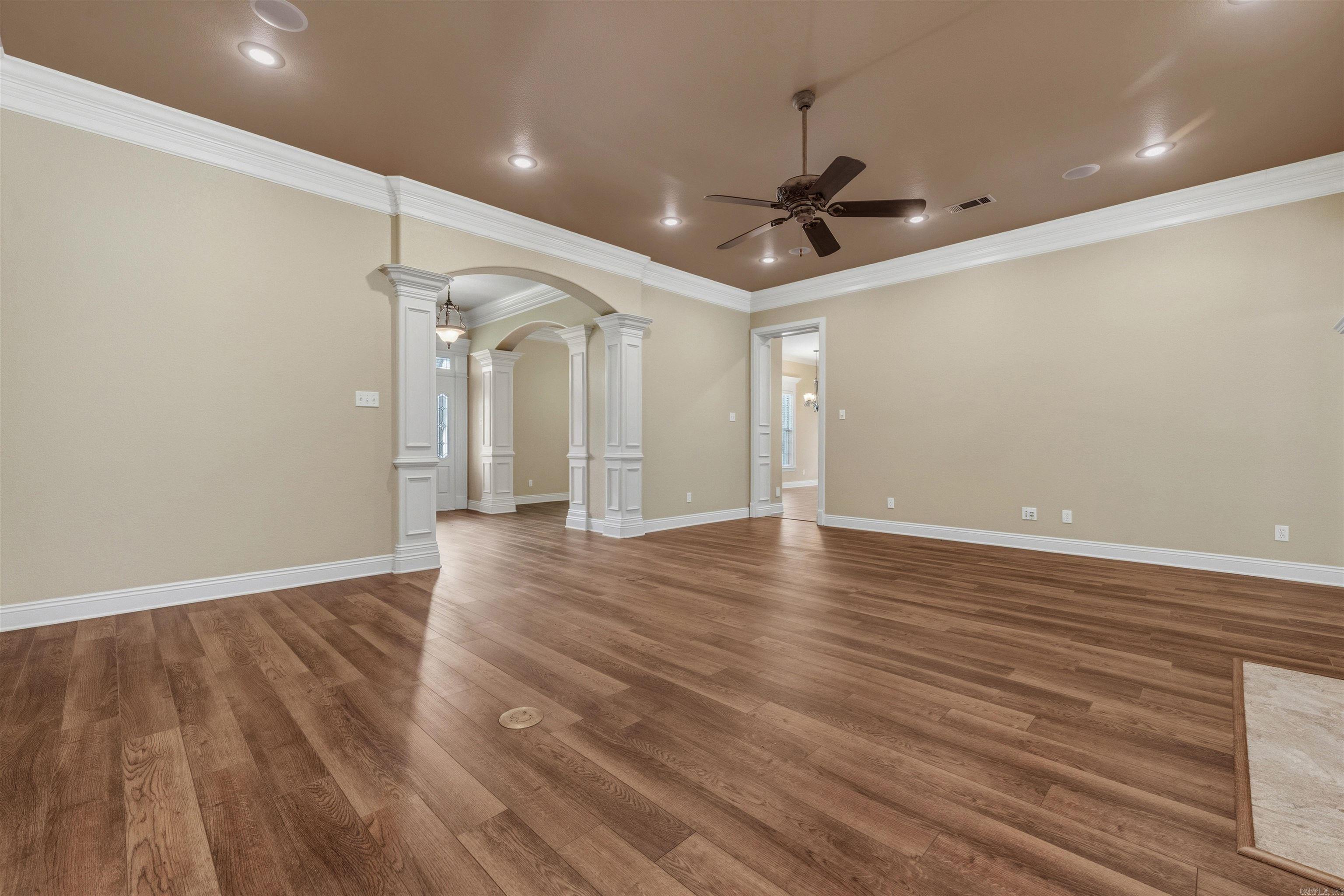 305 Edgewood Dr Property Photo 11