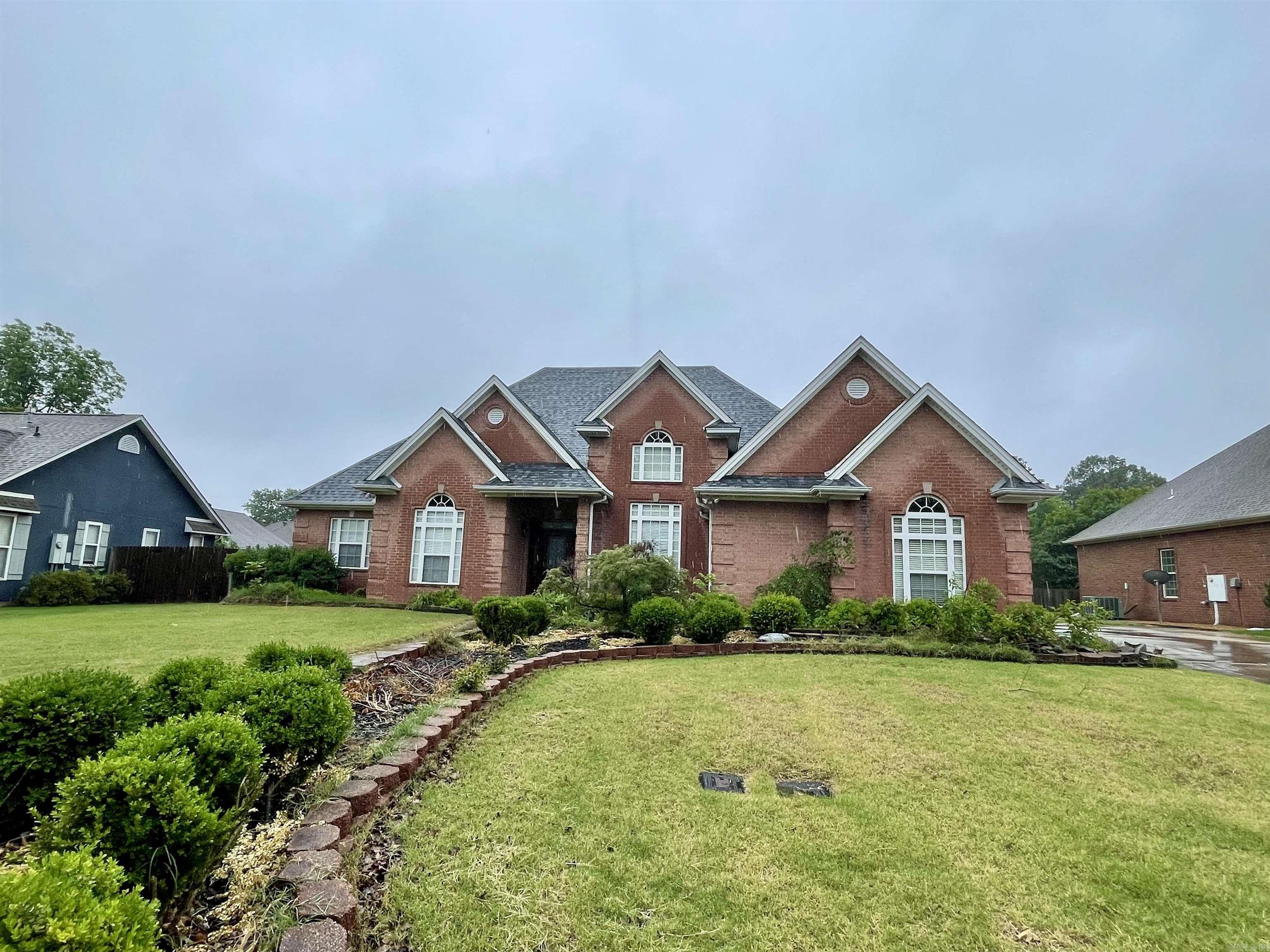 1013 Brownstone Drive Property Photo 1