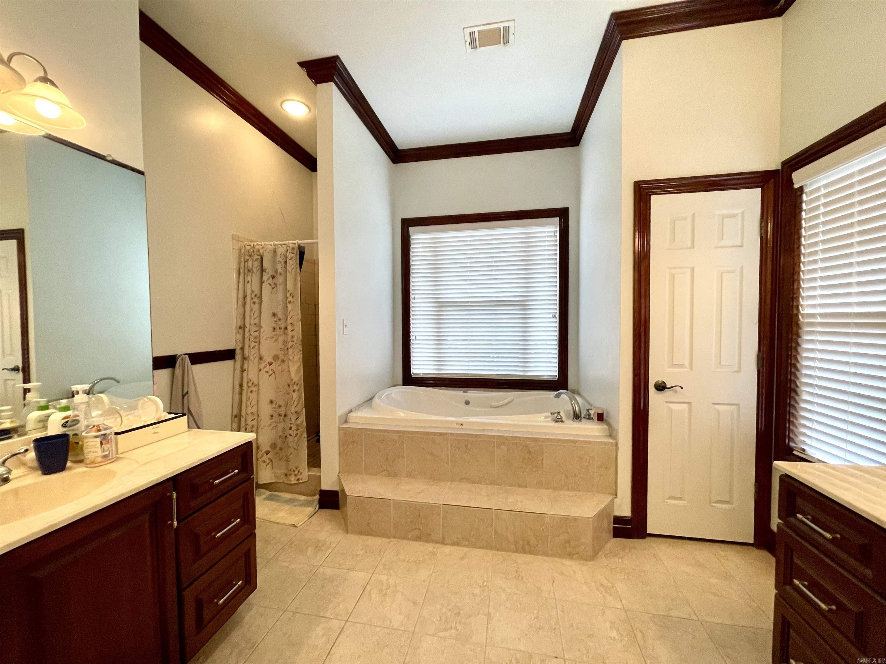 1013 Brownstone Drive Property Photo 18