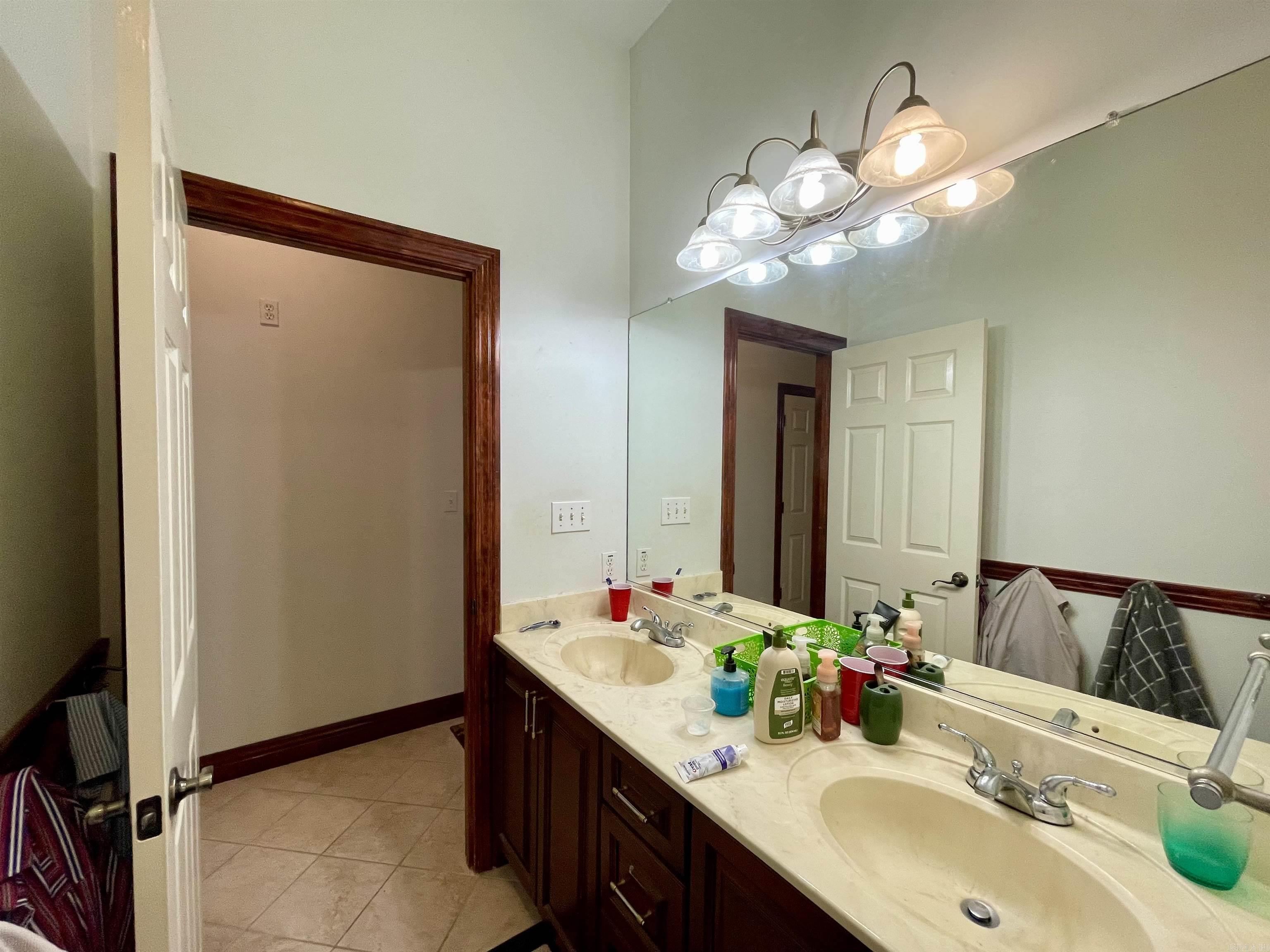 1013 Brownstone Drive Property Photo 24