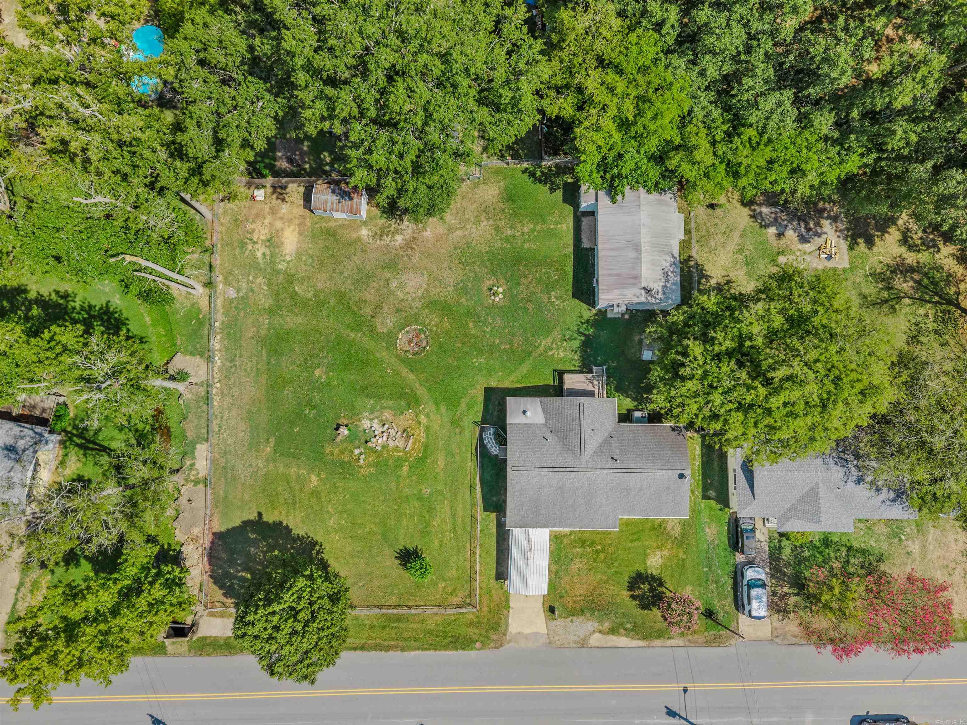 516 Jefferson St Property Photo 6