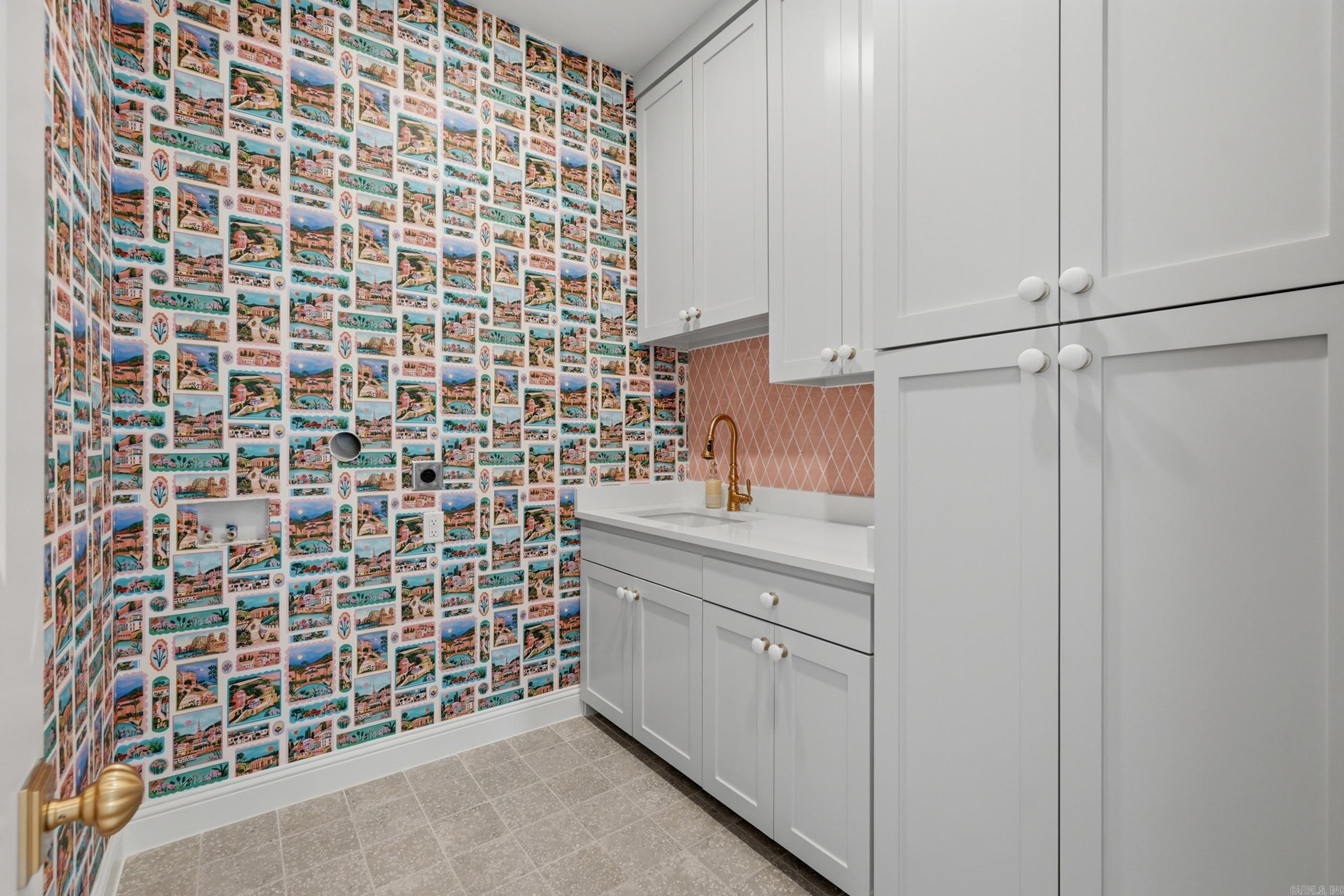 601 W River Property Photo 22