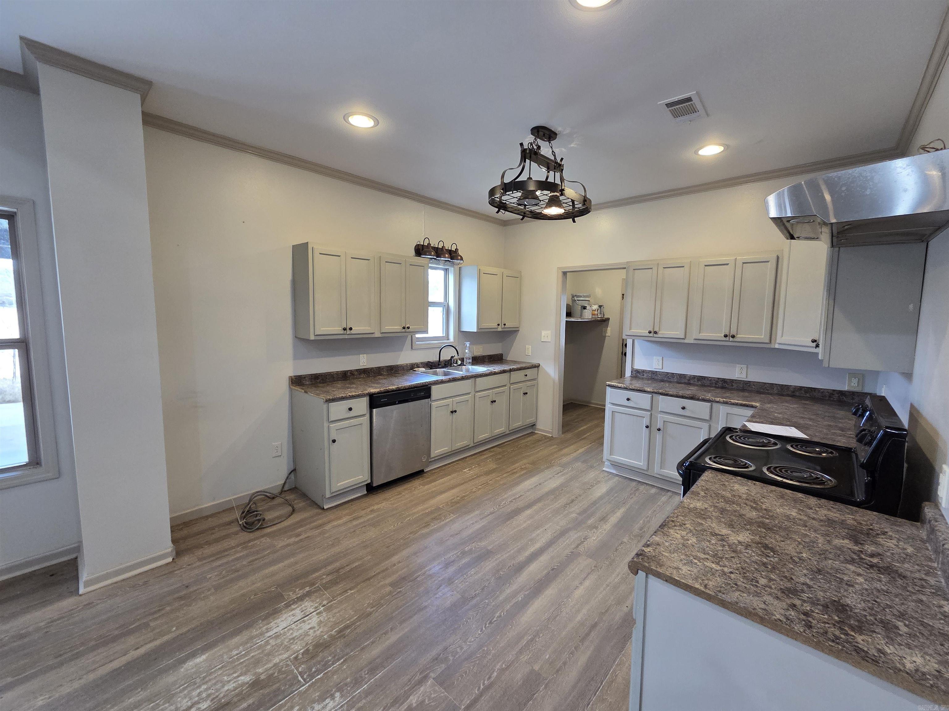 4205 Ryburn Rd Property Photo 25